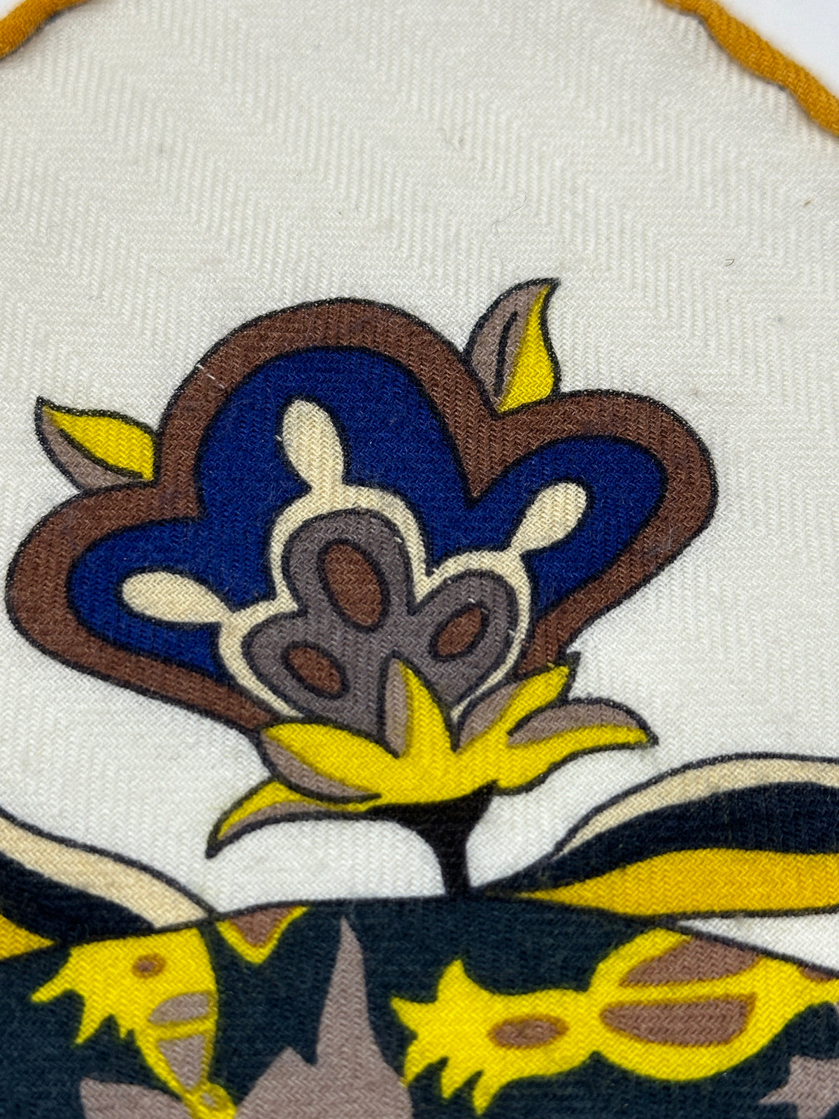 Hermès Fleurs et Papillons de Tissus Cashmere Silk 140