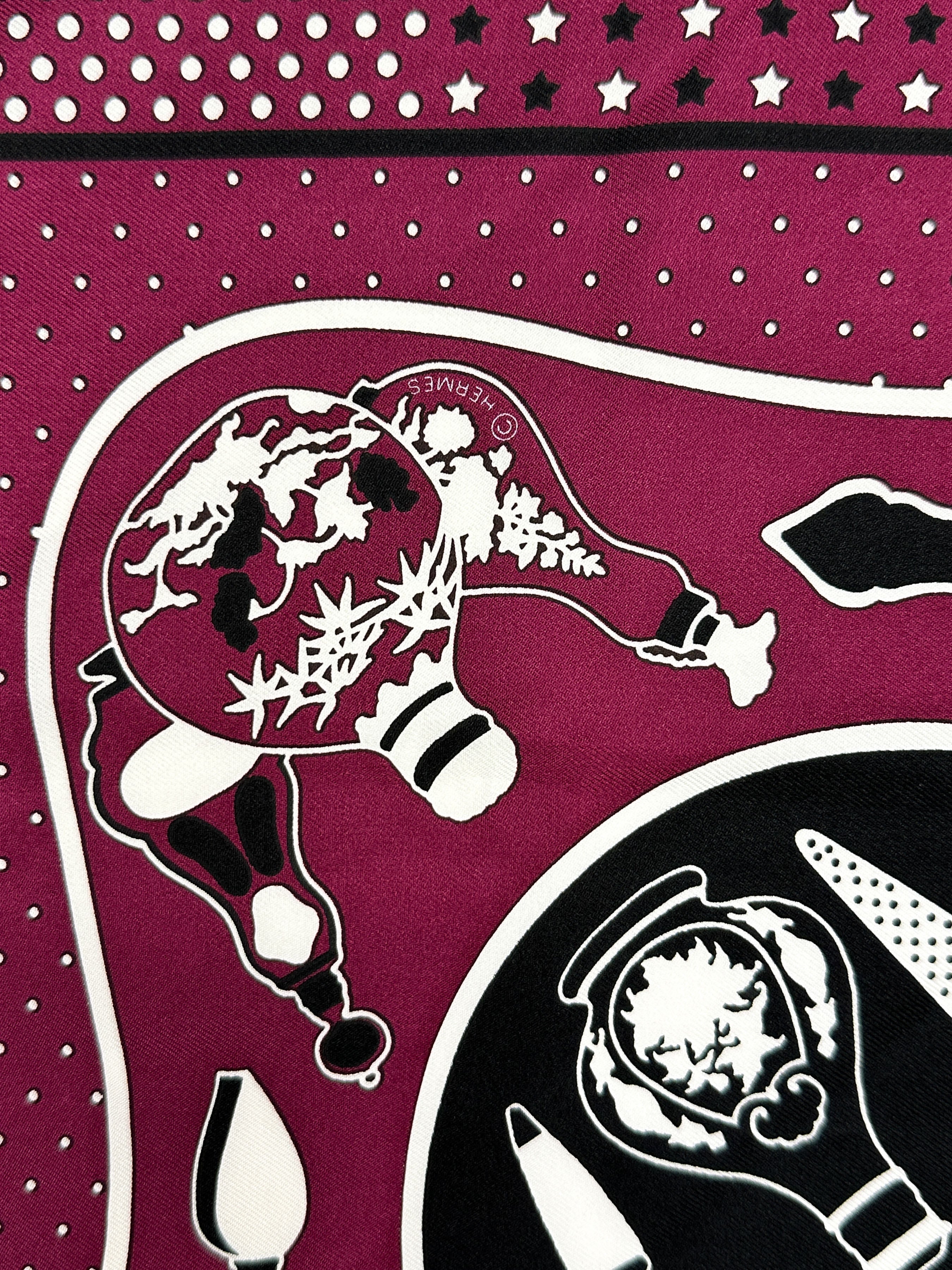 Hermès Qu'Importe le Flacon Bandana 55