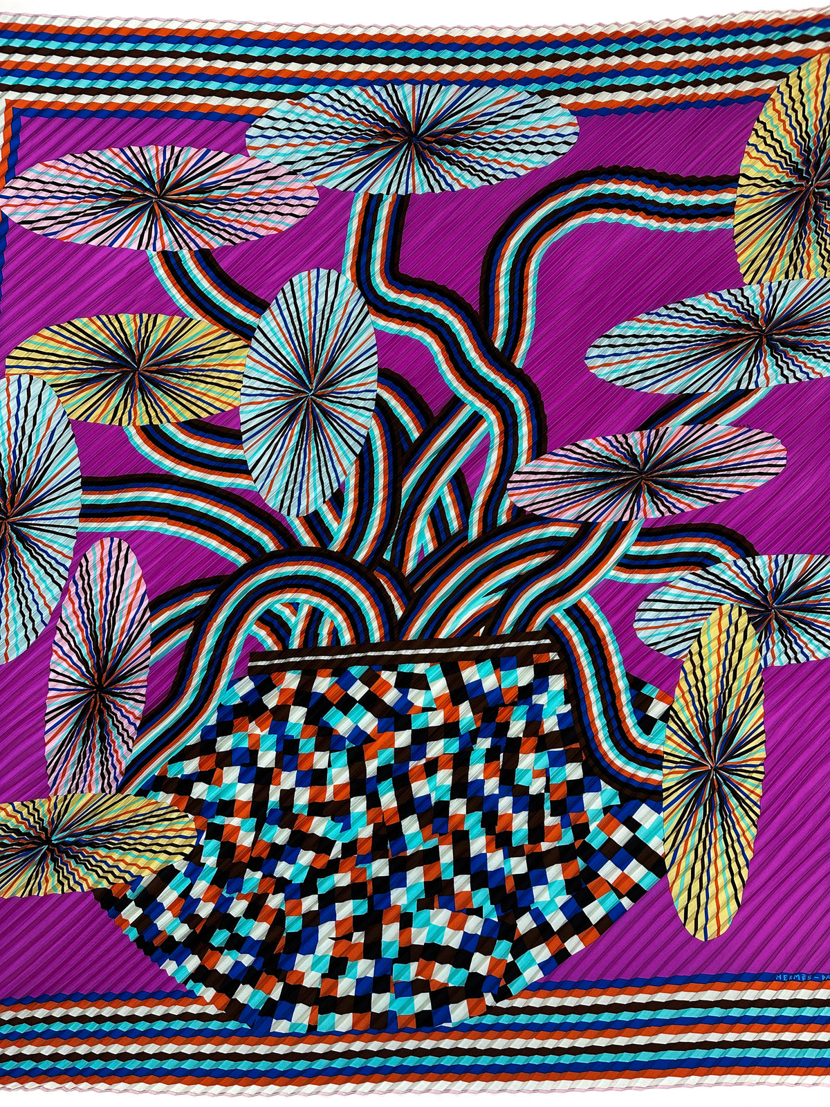 Hermès Flores Del Este Silk Plissé 140