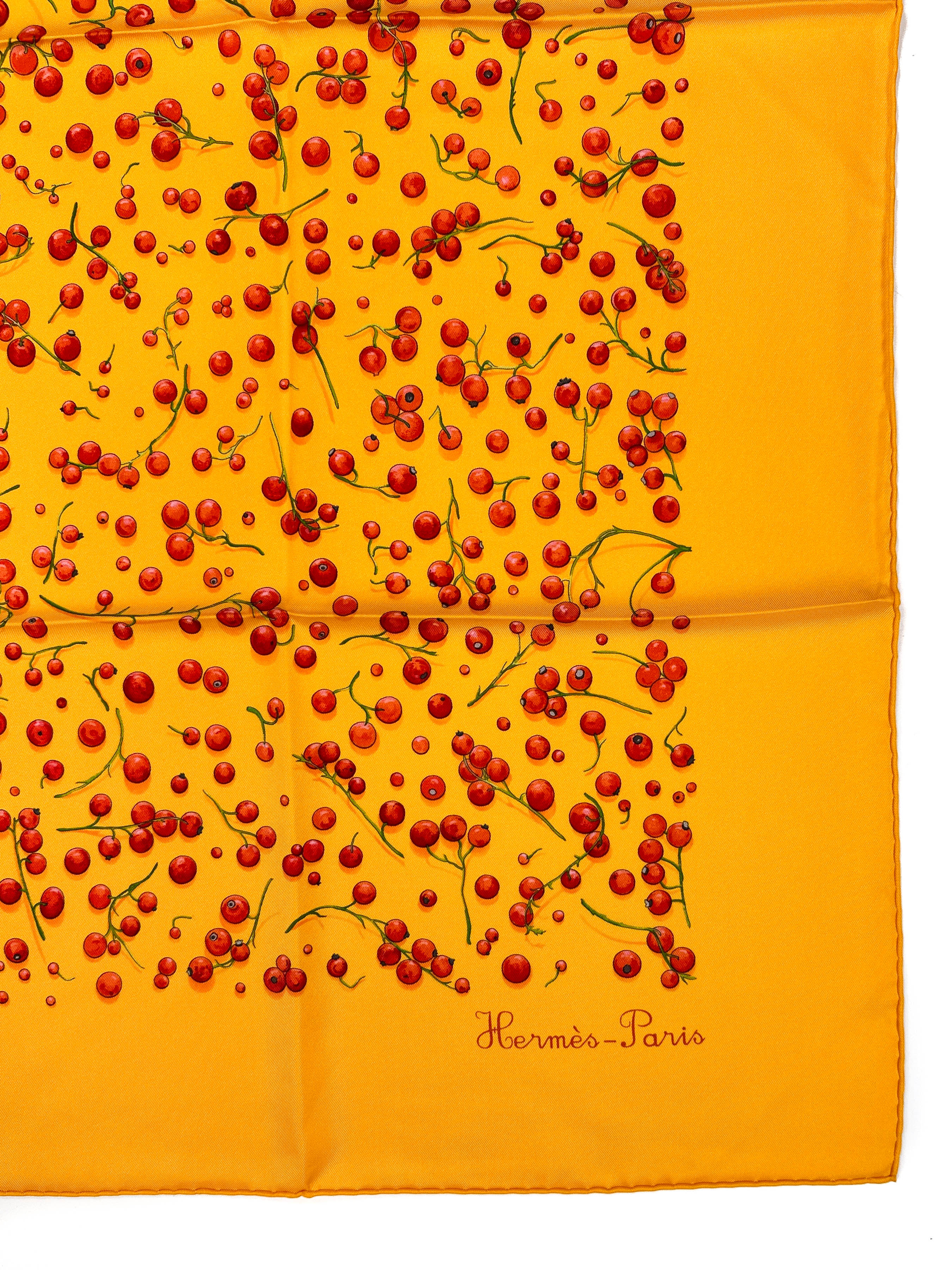 Hermès Red Berries 90