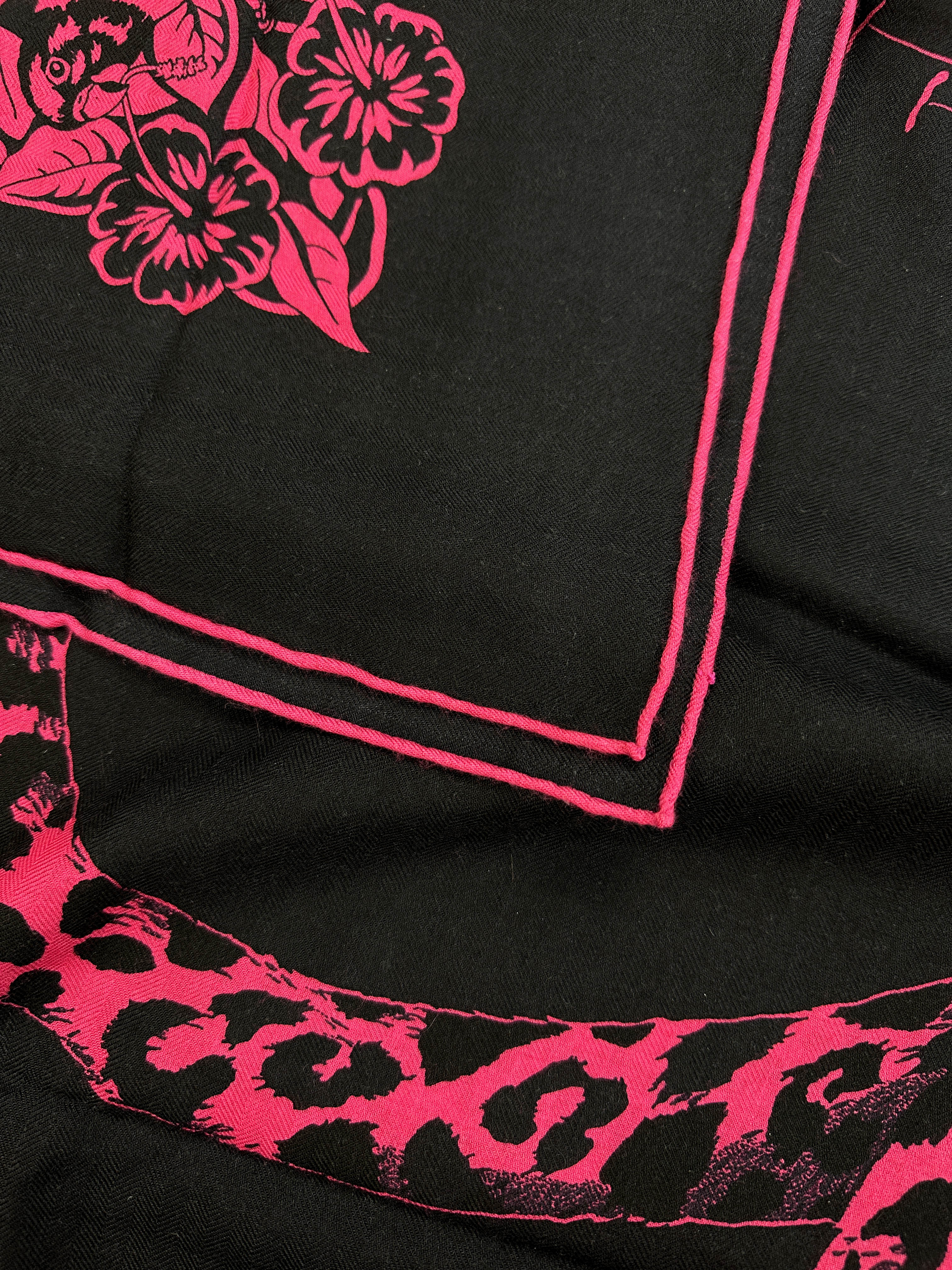 Hermès Jungle Love Cashmere Silk 140