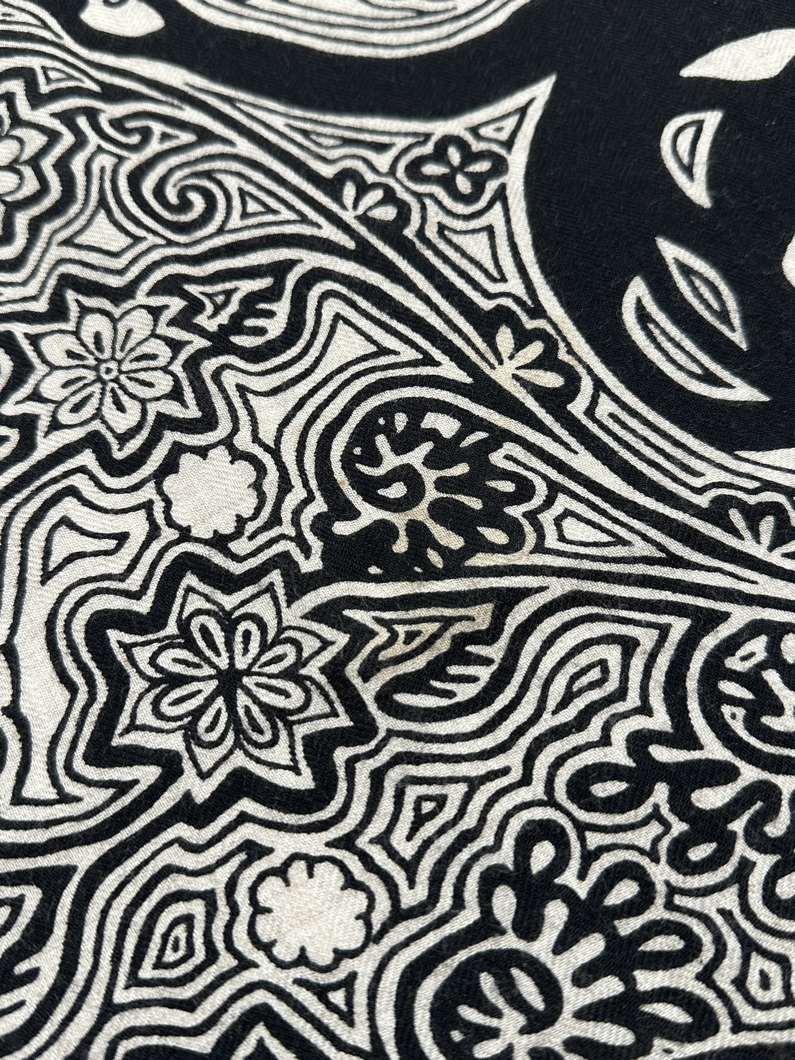 Hermès L'Arbre du Vent Cashmere Silk 140