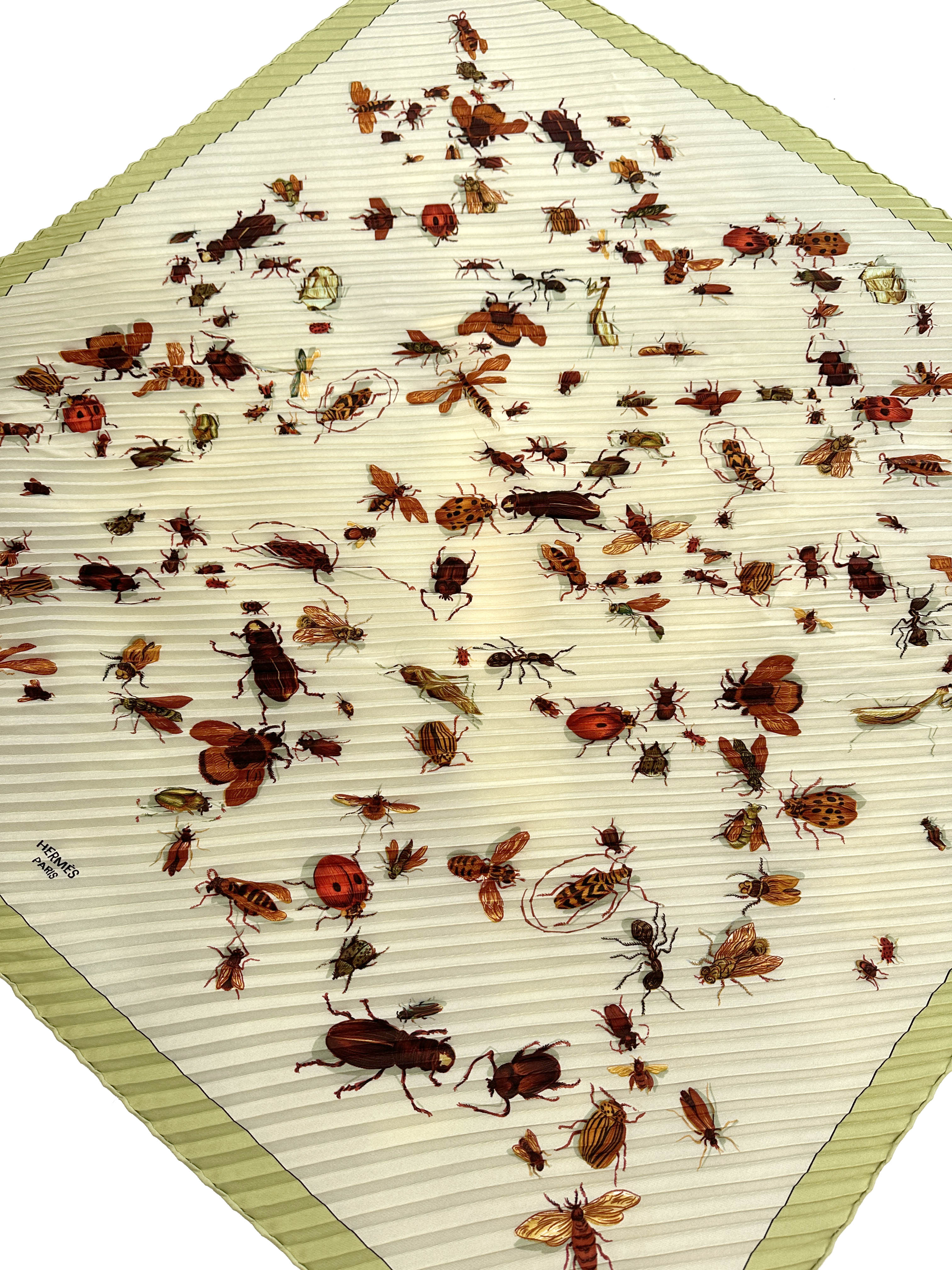 Hermès Les Insects Plissé 90