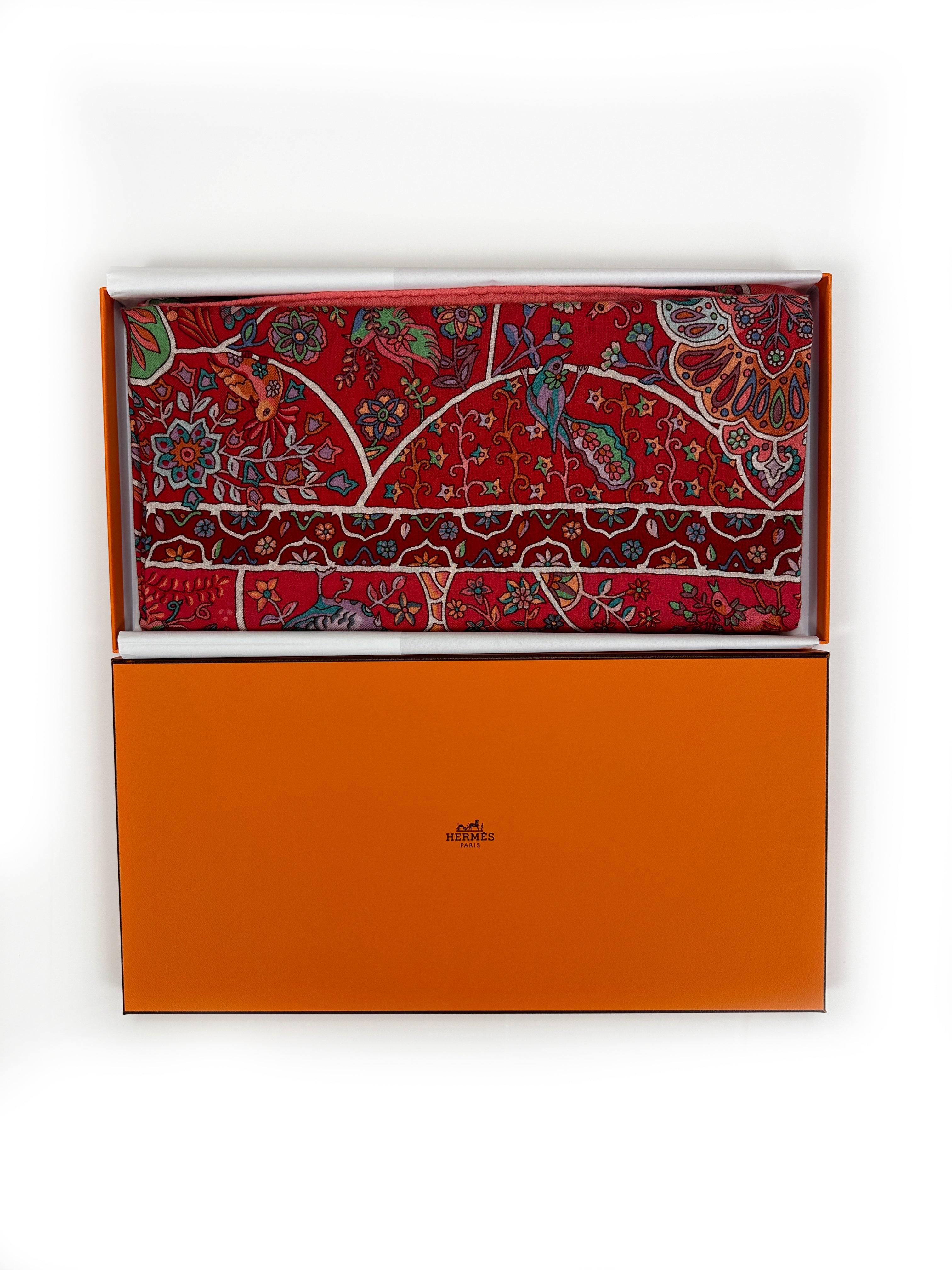 Hermès Au Pays des Oiseaux Fleurs Cashmere Silk 140