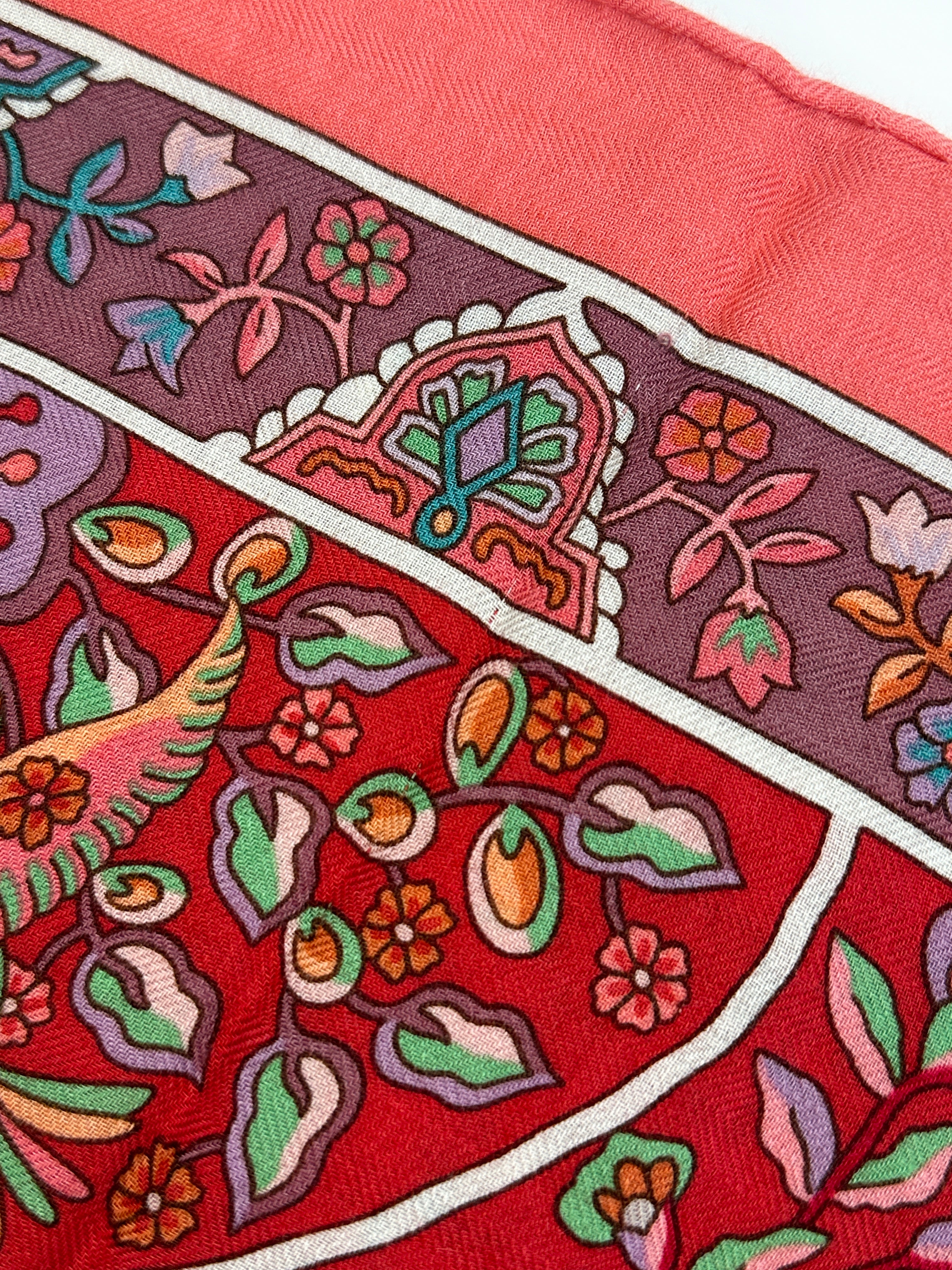 Hermès Au Pays des Oiseaux Fleurs Cashmere Silk 140