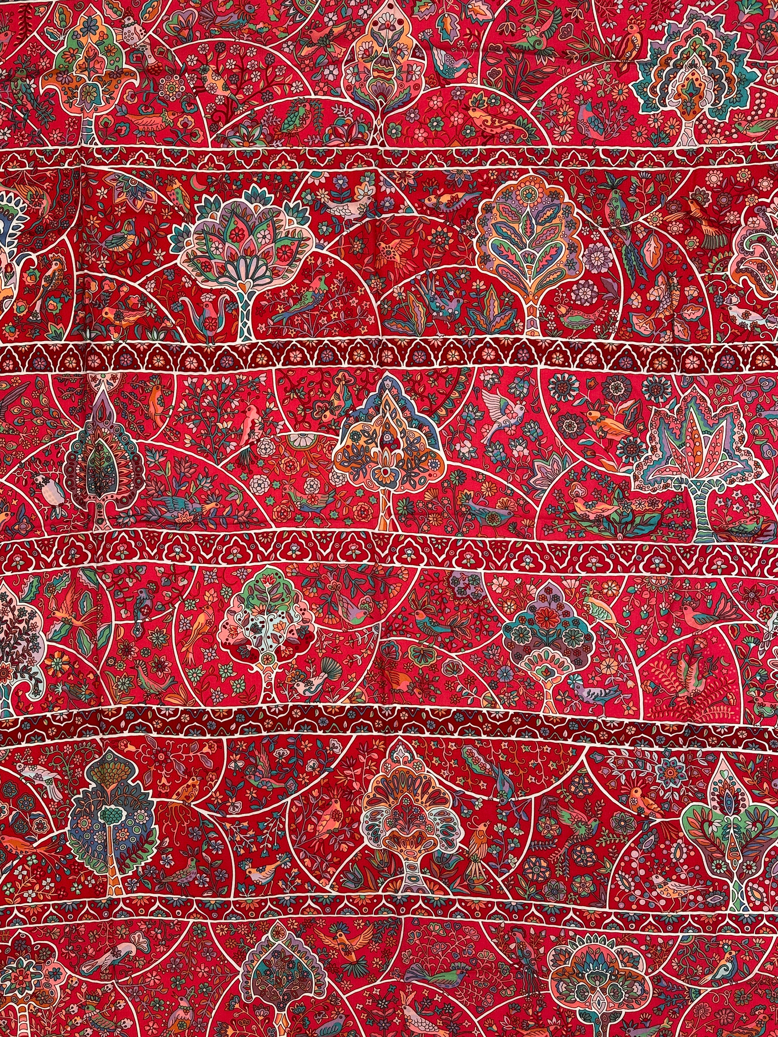 Hermès Au Pays des Oiseaux Fleurs Cashmere Silk 140