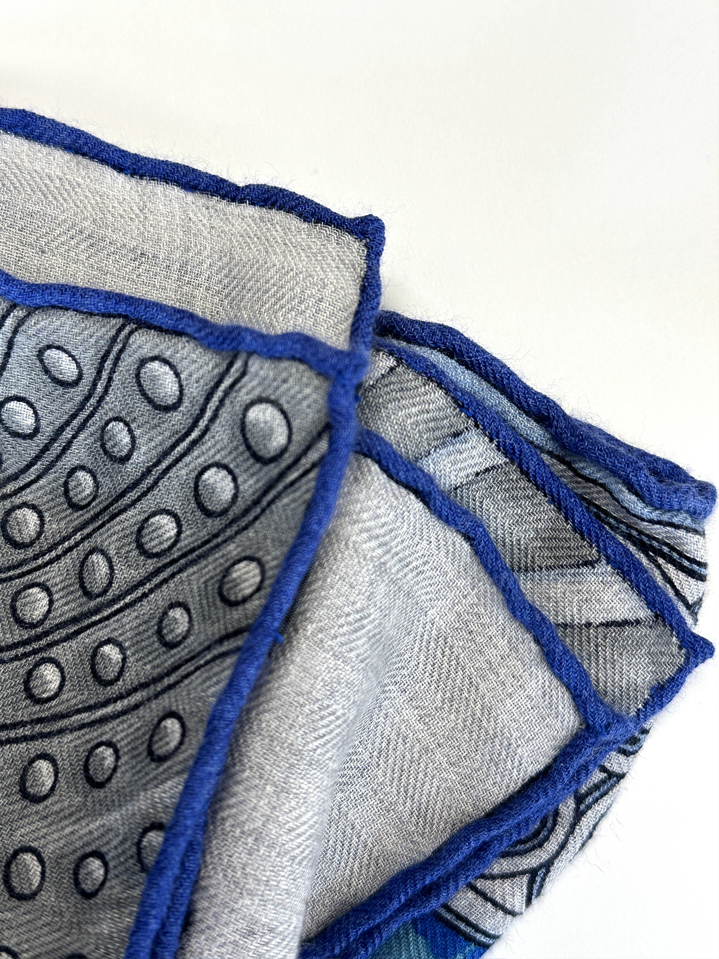 Hermès Parures de Samourais Cashmere Silk 140