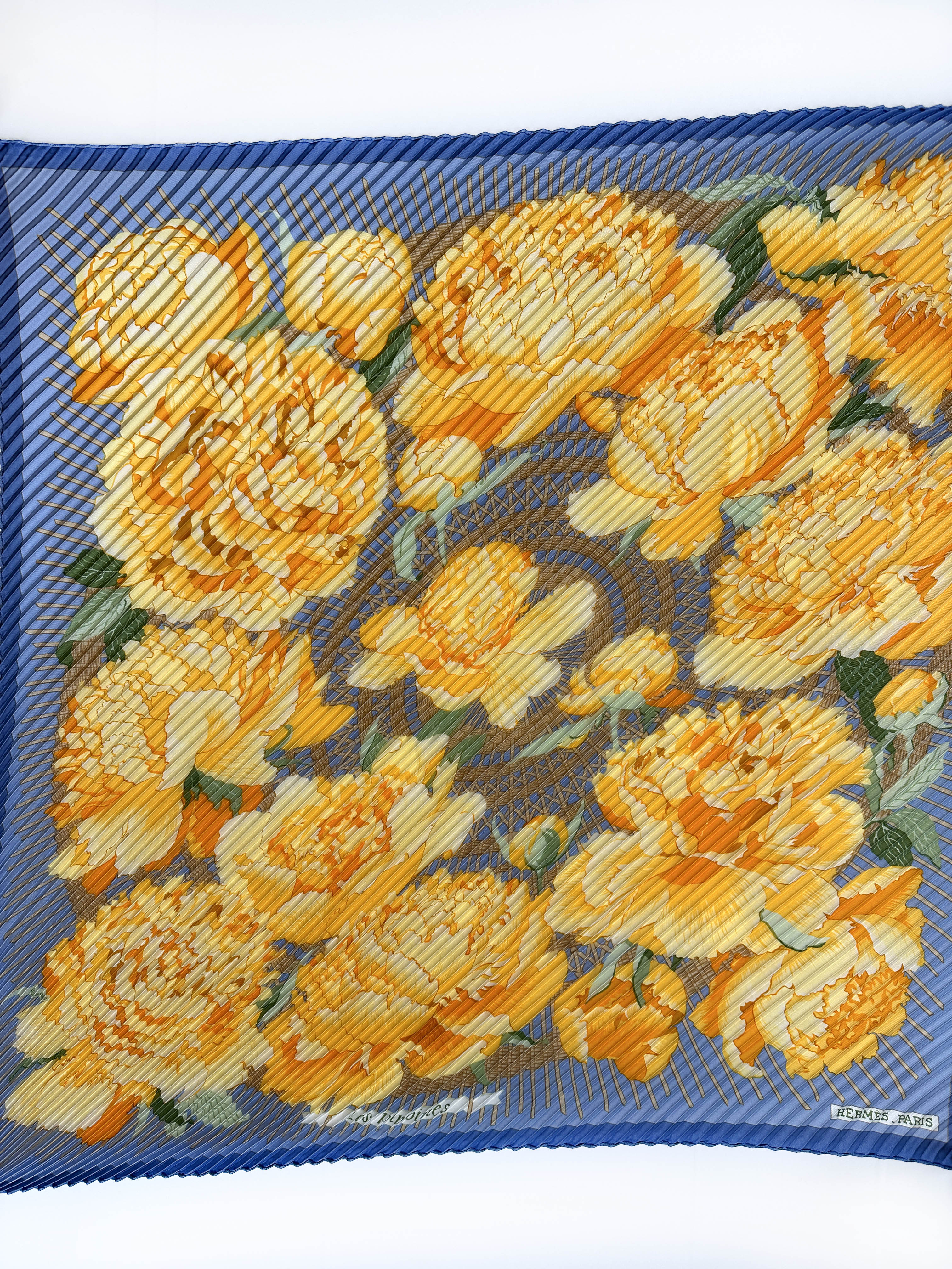 Hermès Les Pivoines Plissé 90