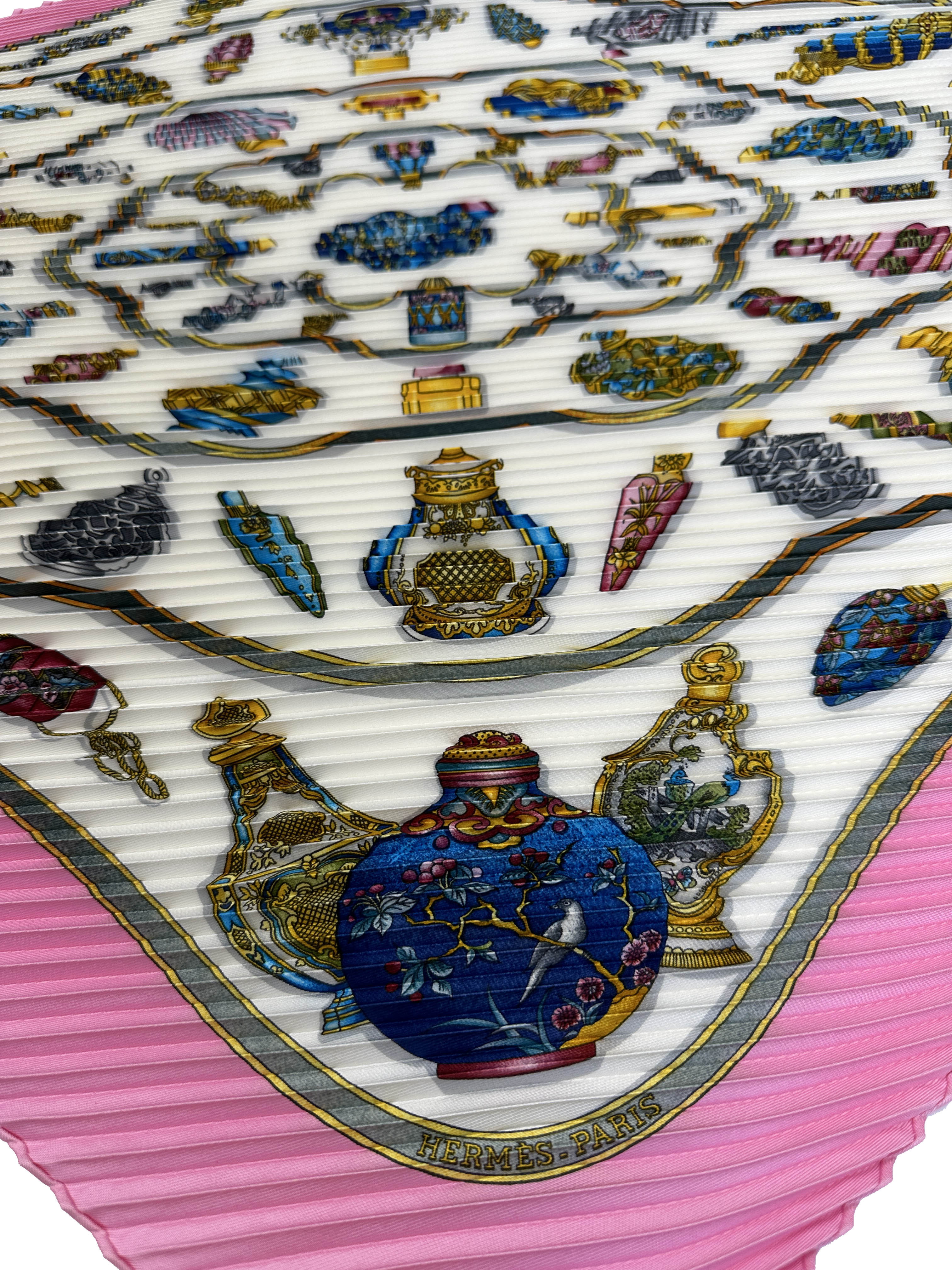 Hermès Flacons Plissé 90