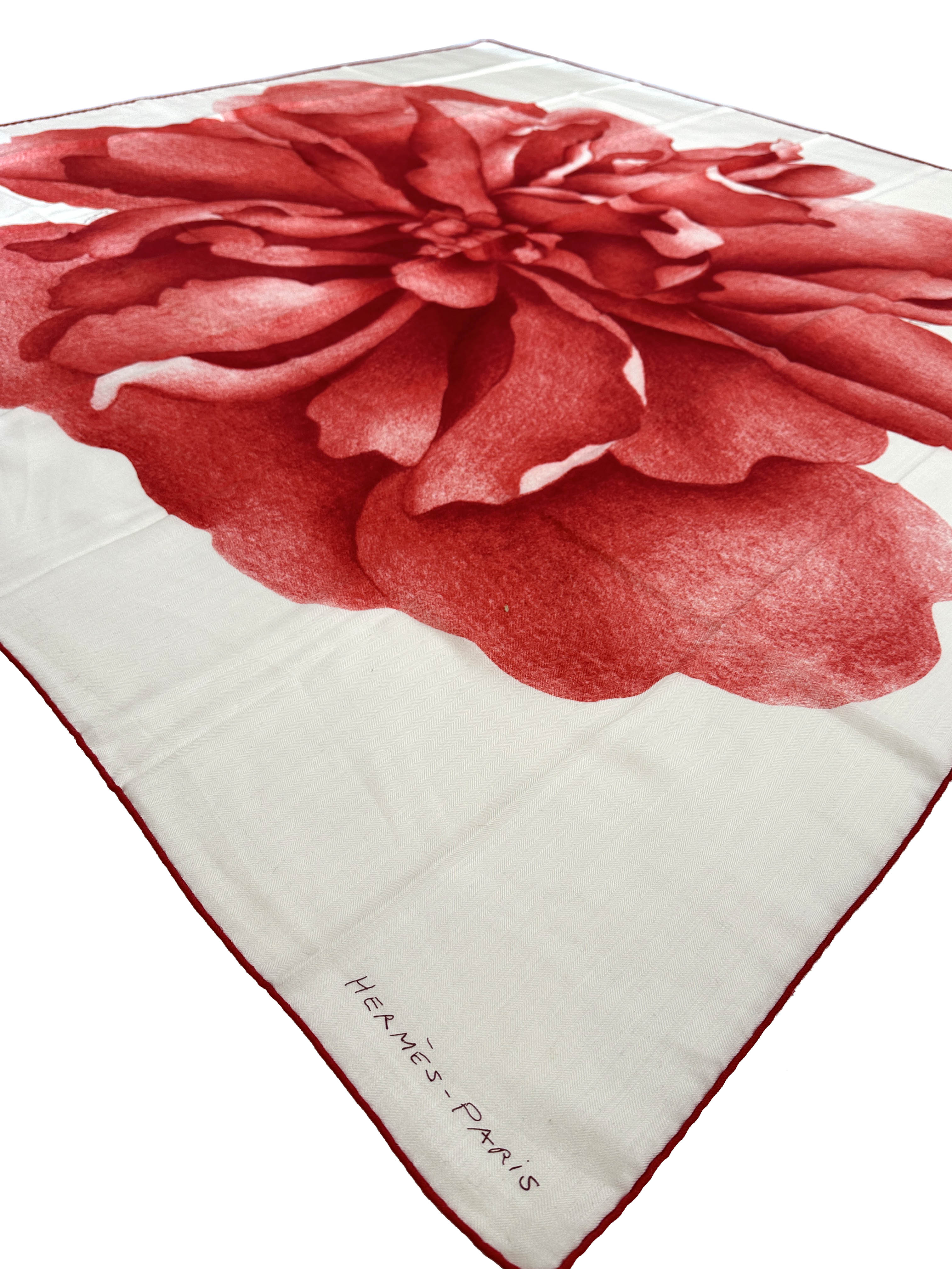 Hermès Une Rose Pour Alma Cashmere Silk 140