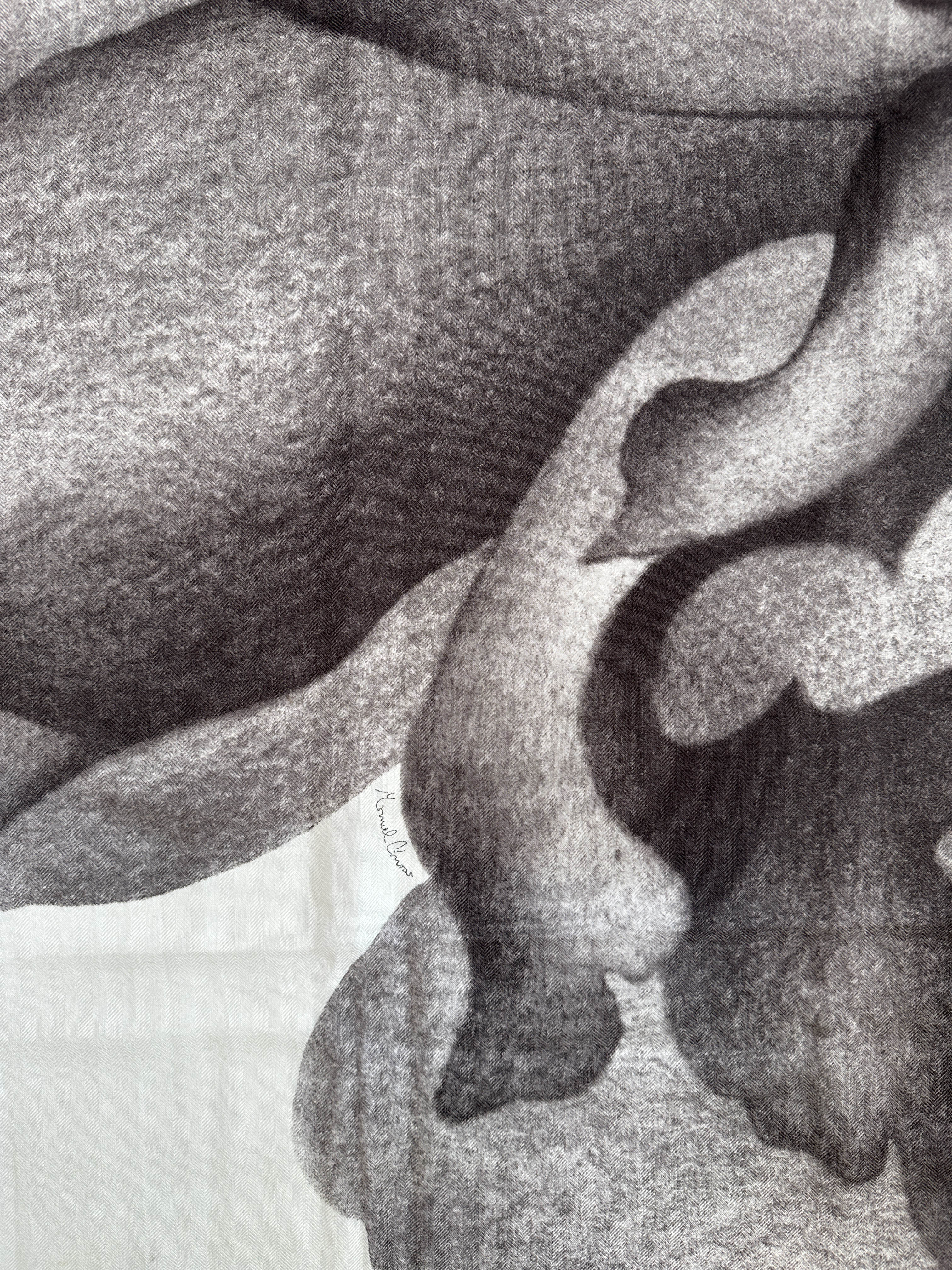 Hermès Une Rose Pour Alma Cashmere Silk 140
