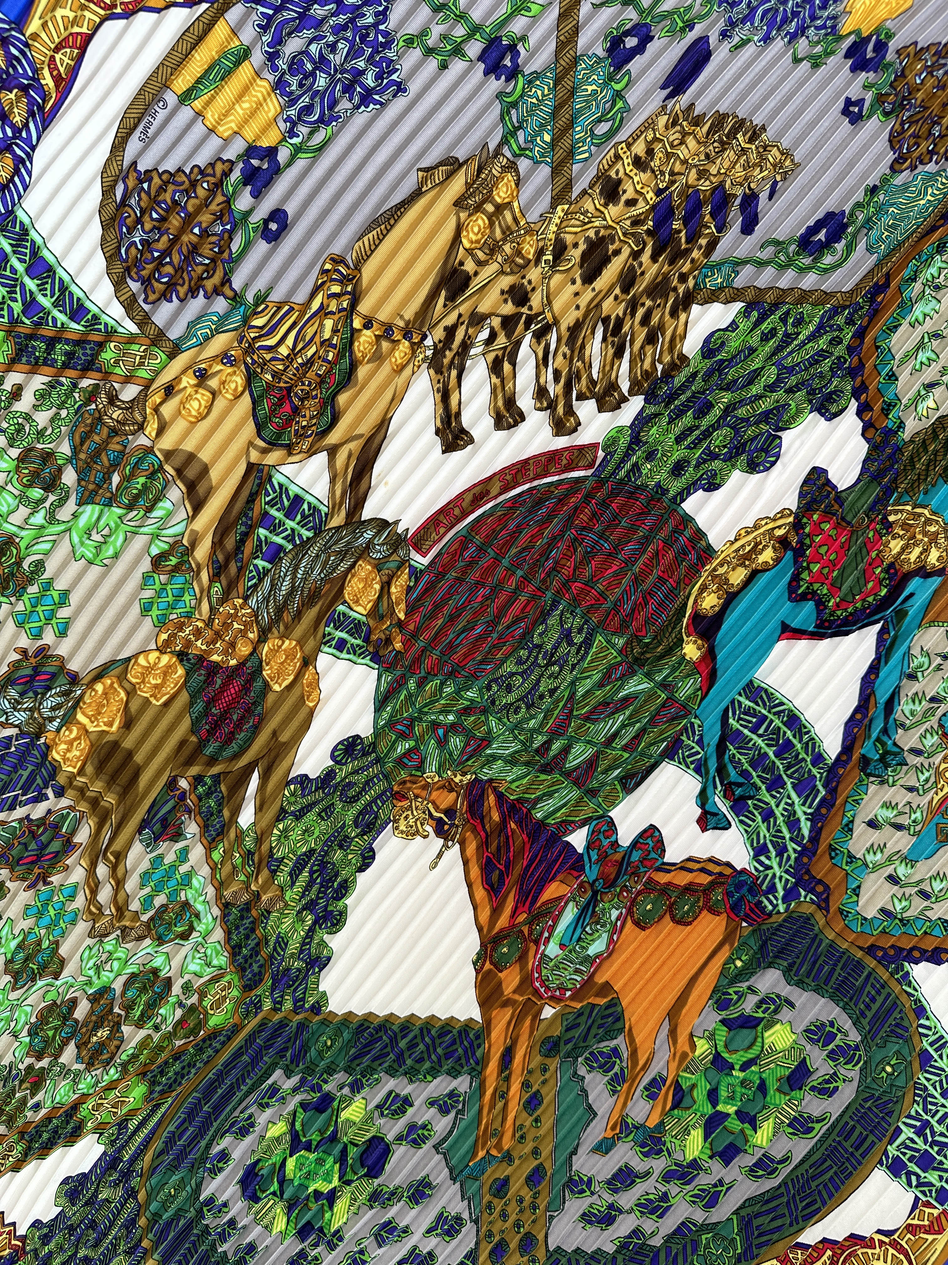 Hermès Art des Steppes Plissé 90