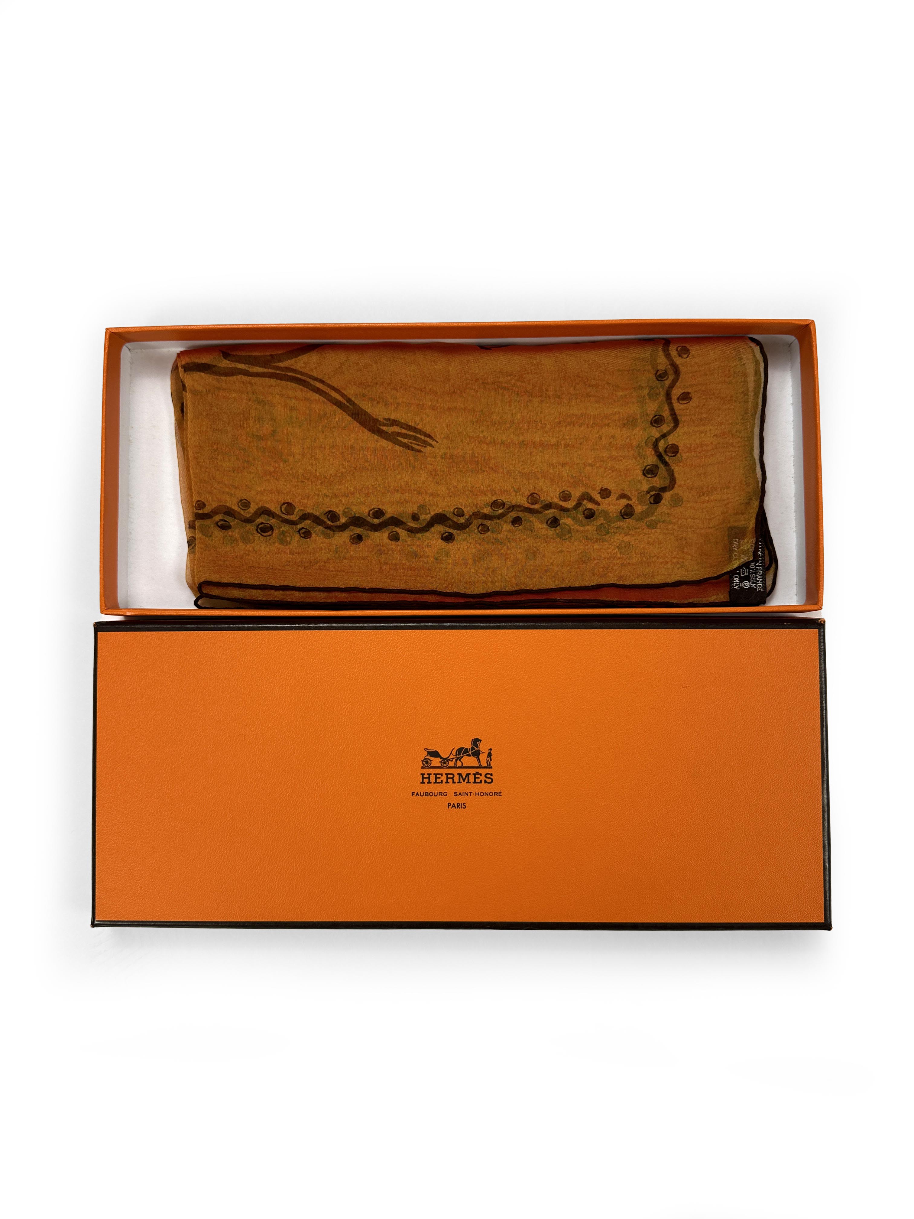 Hermès À Votre Service Changeante Mousseline 45