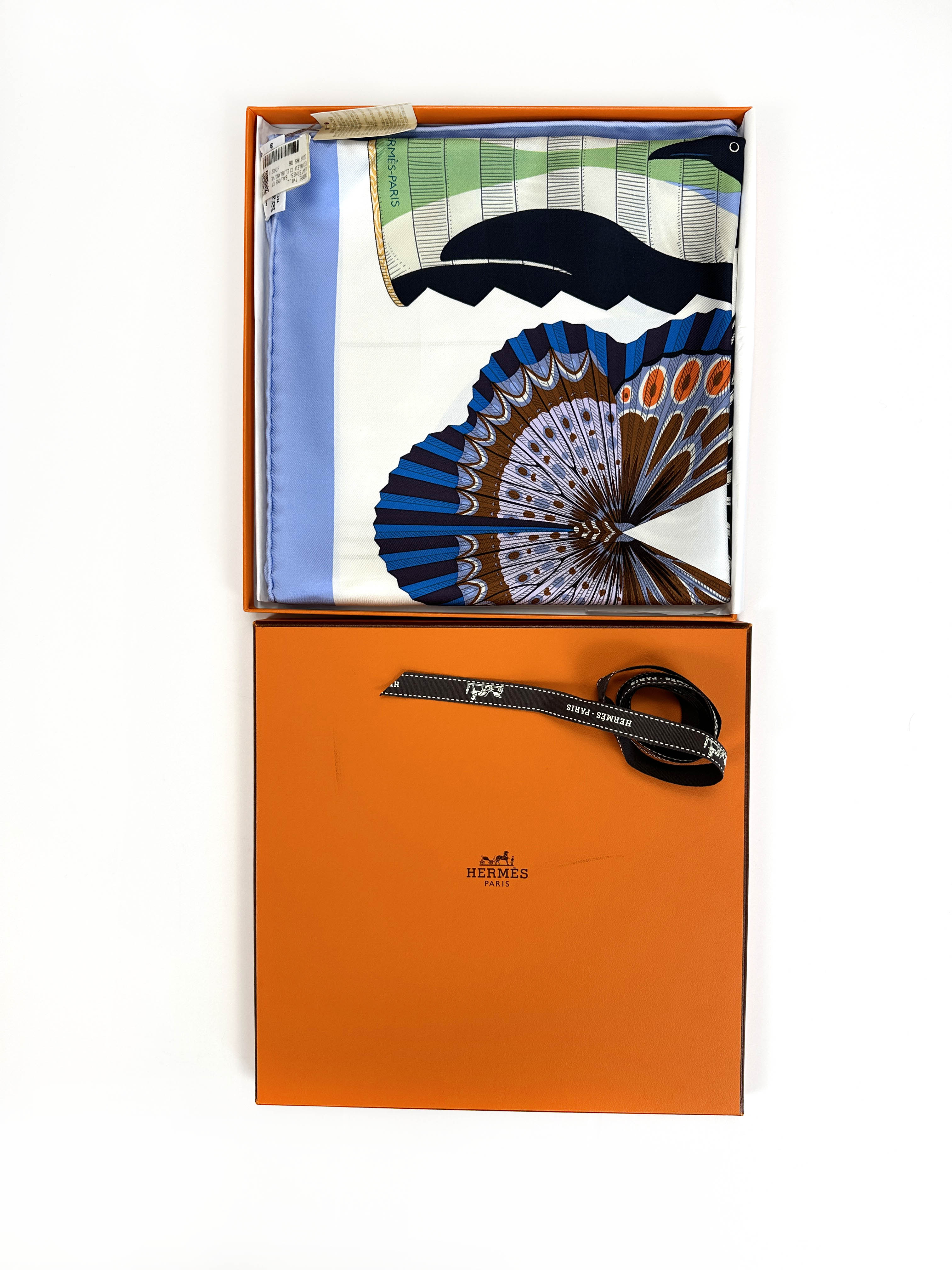 Hermès Lanternes, Ballons et Cocardes 90