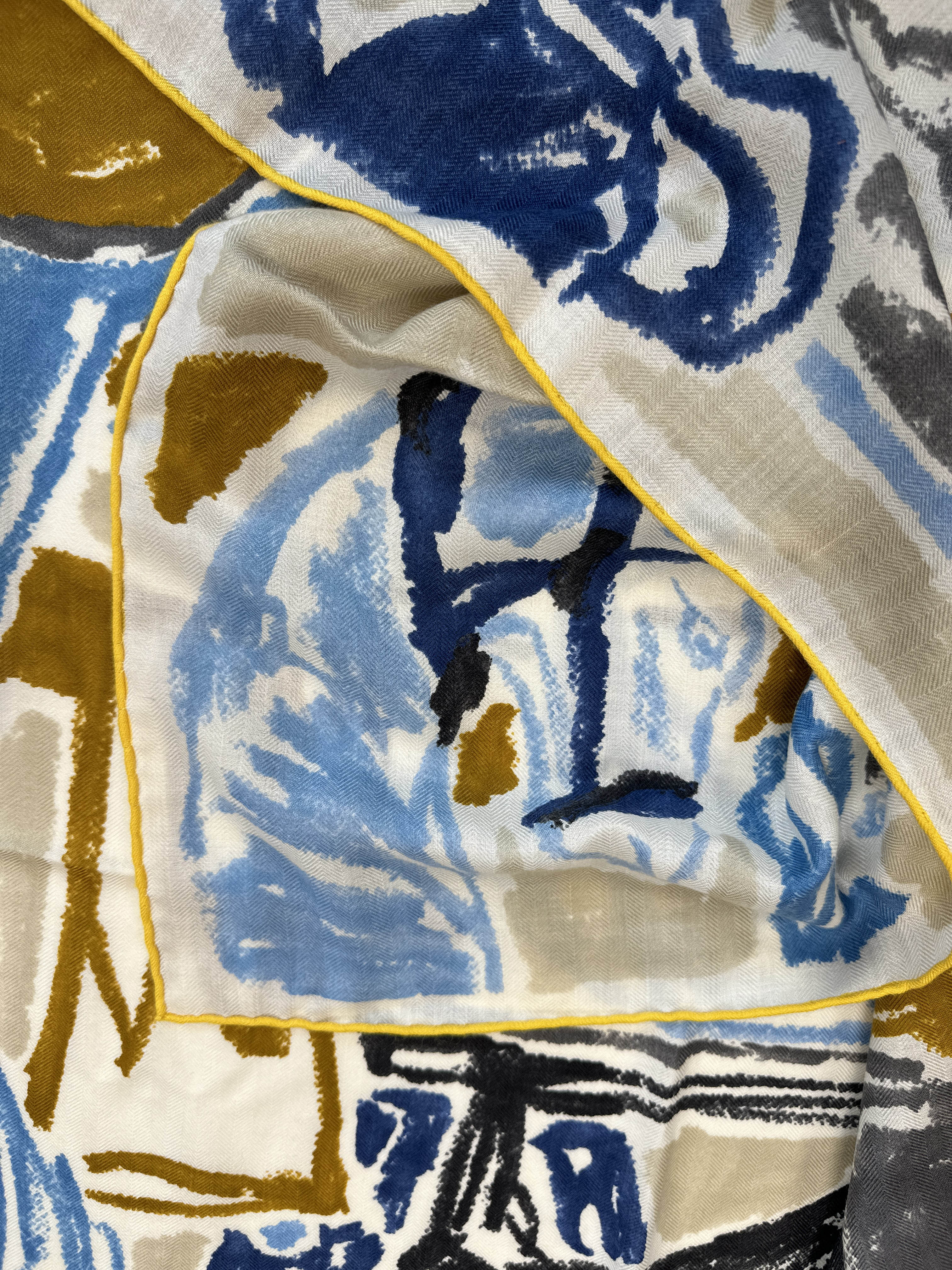 Hermès Chevaux de la Collection Cashmere Silk 100