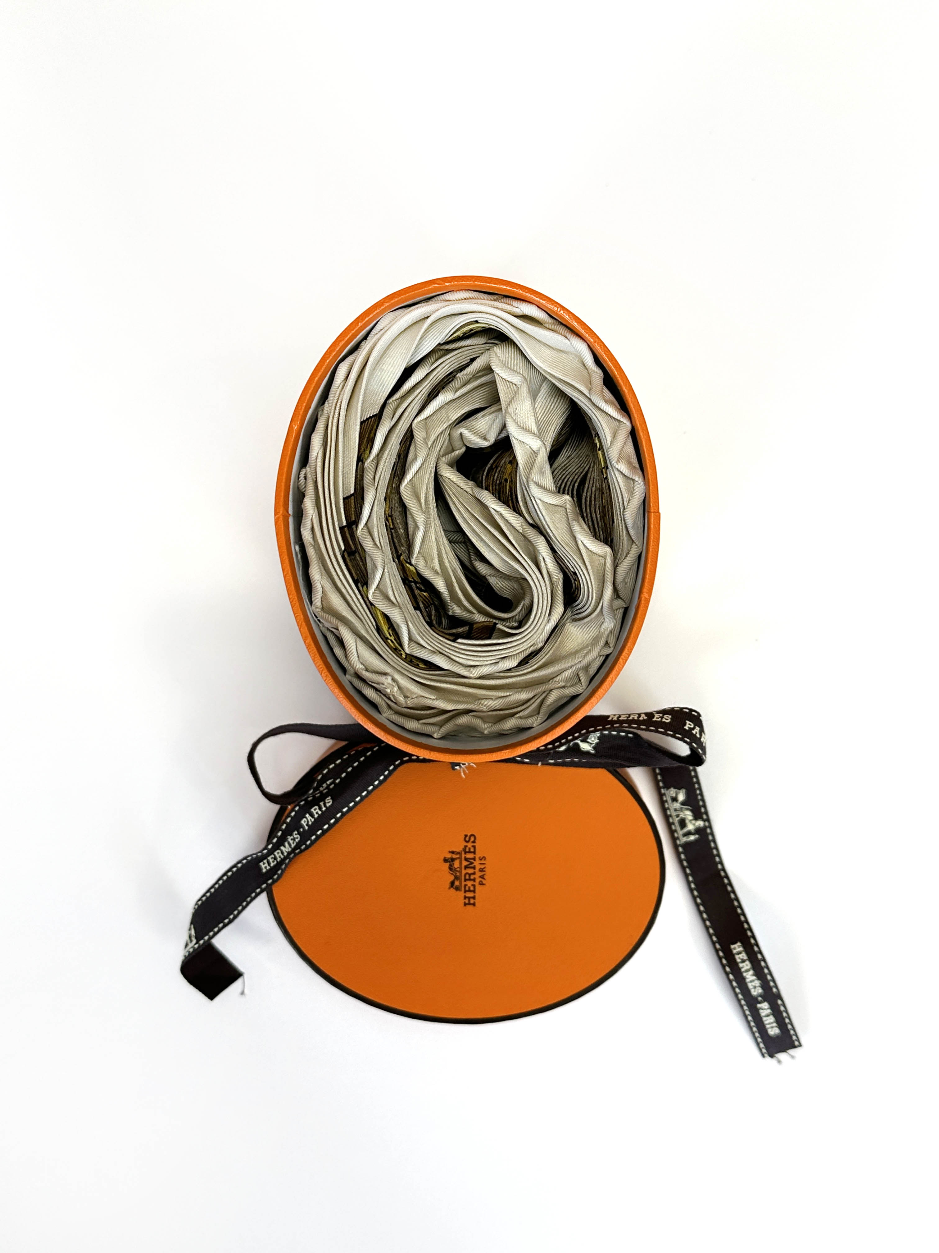 Hermès Cosmos Plissé 90