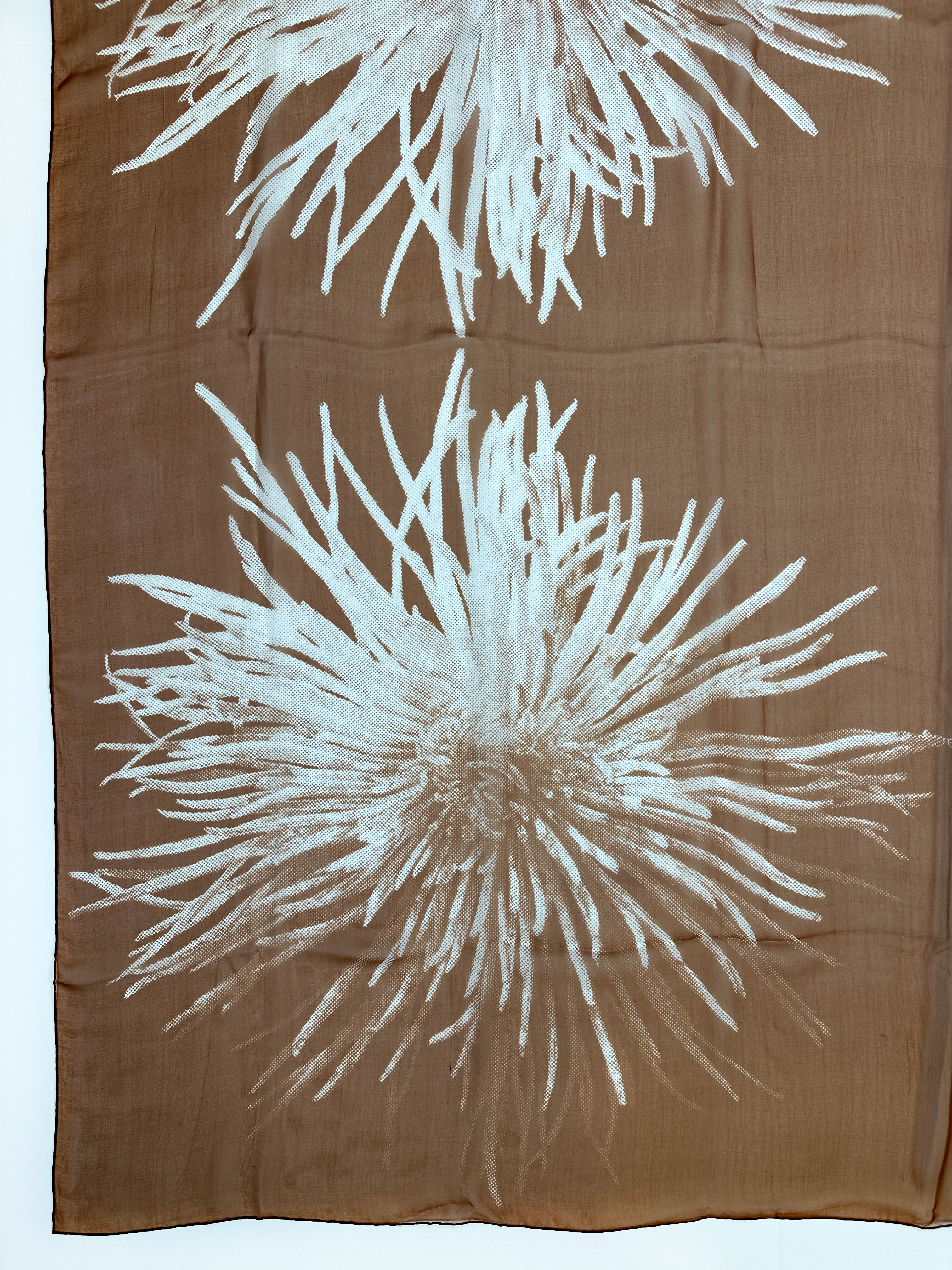 Hermès Dahlia II Mousseline 140