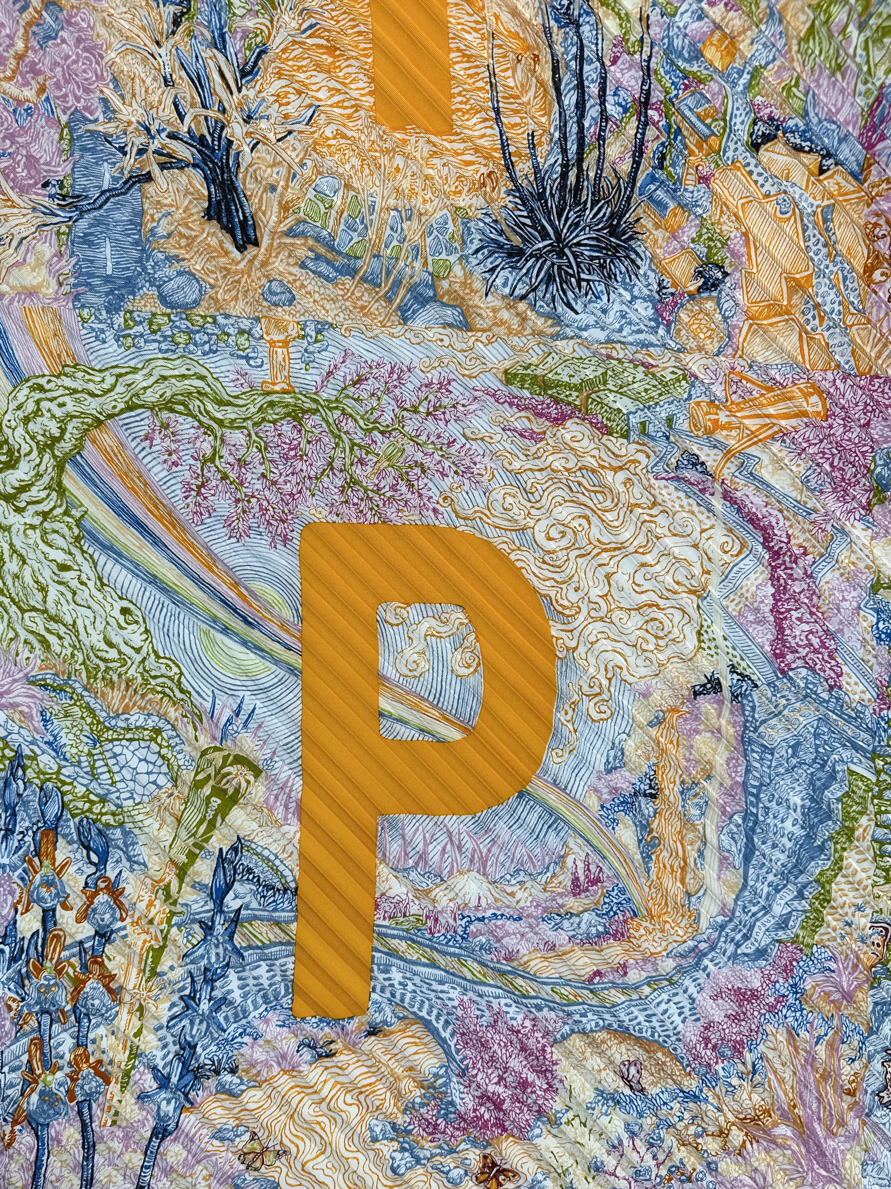 Hermès Eleftheria Plissé Silk 140