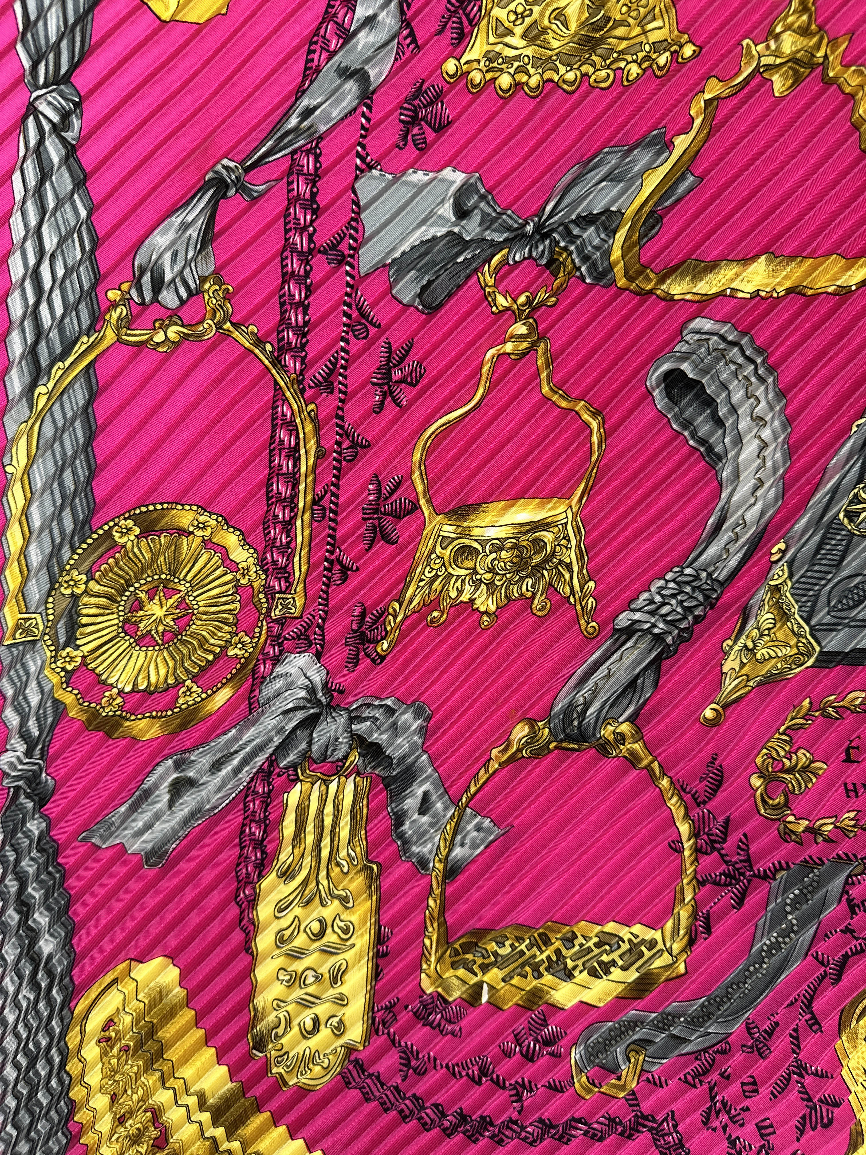 Hermès Etriers Plissé 90