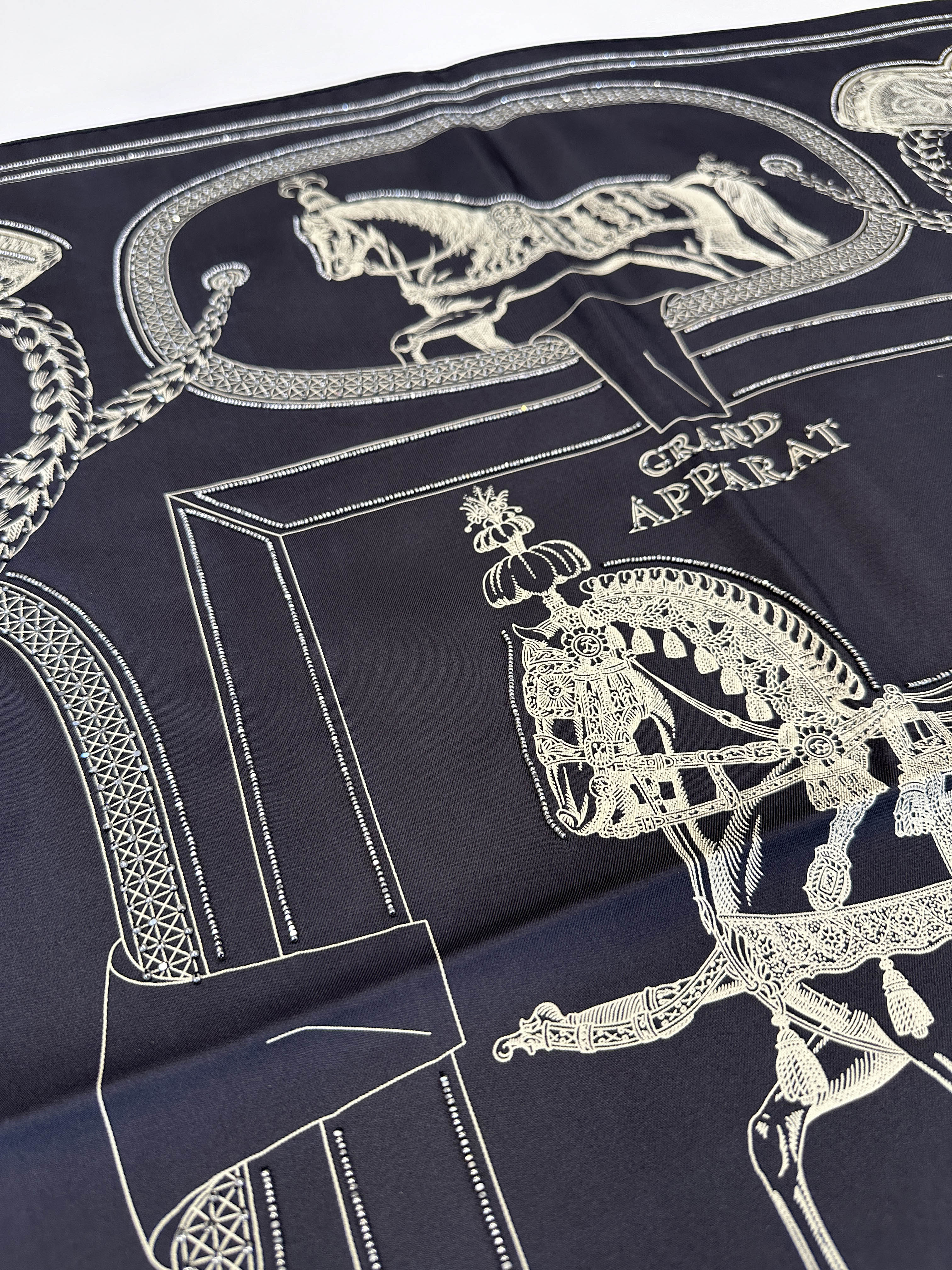 Hermès Grand Apparat Exceptional Beaded 90