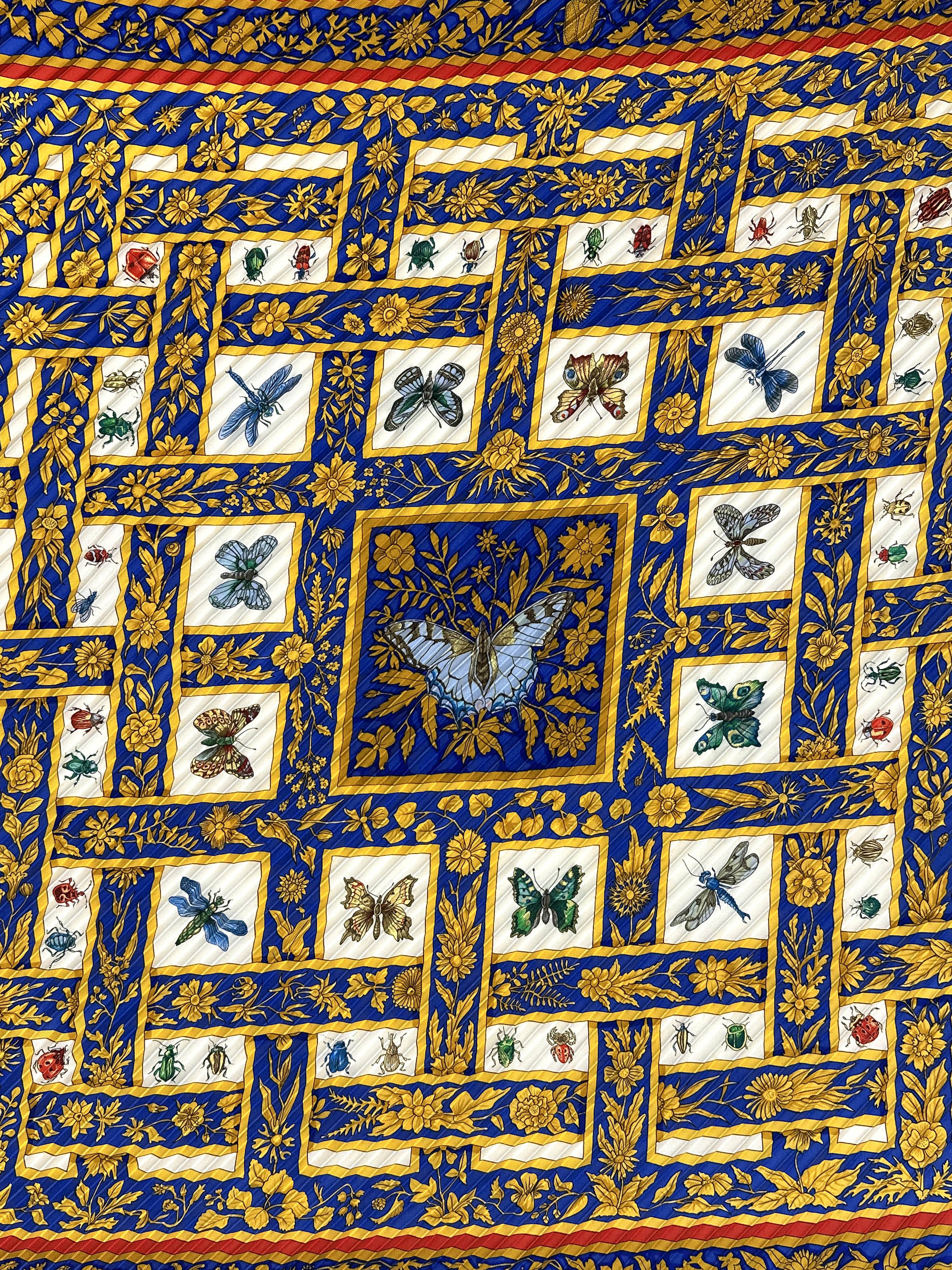 Hermès Joyaux de L'ete Plissé 90