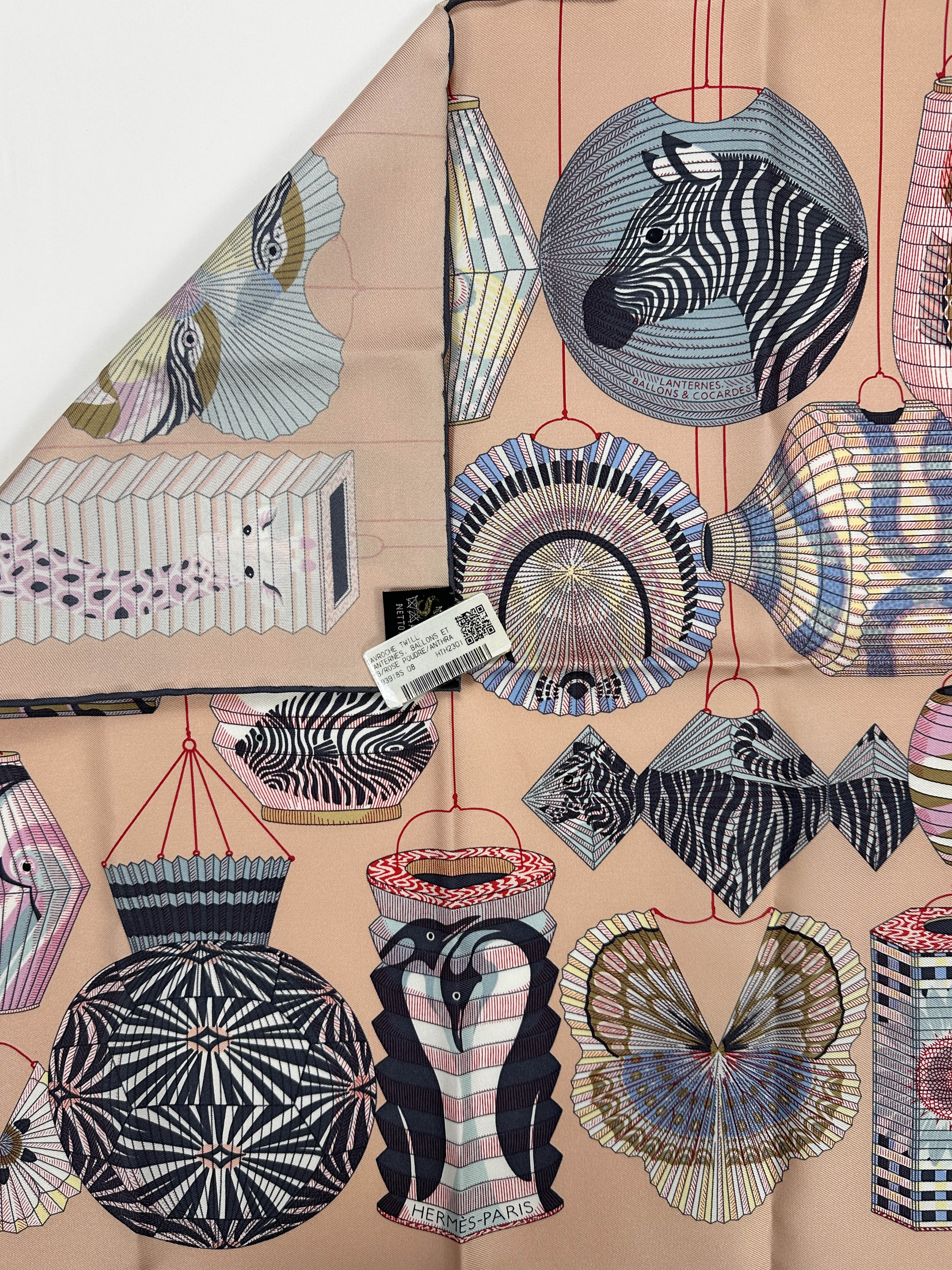 Hermès Lanternes, Ballons et Cocardes 45