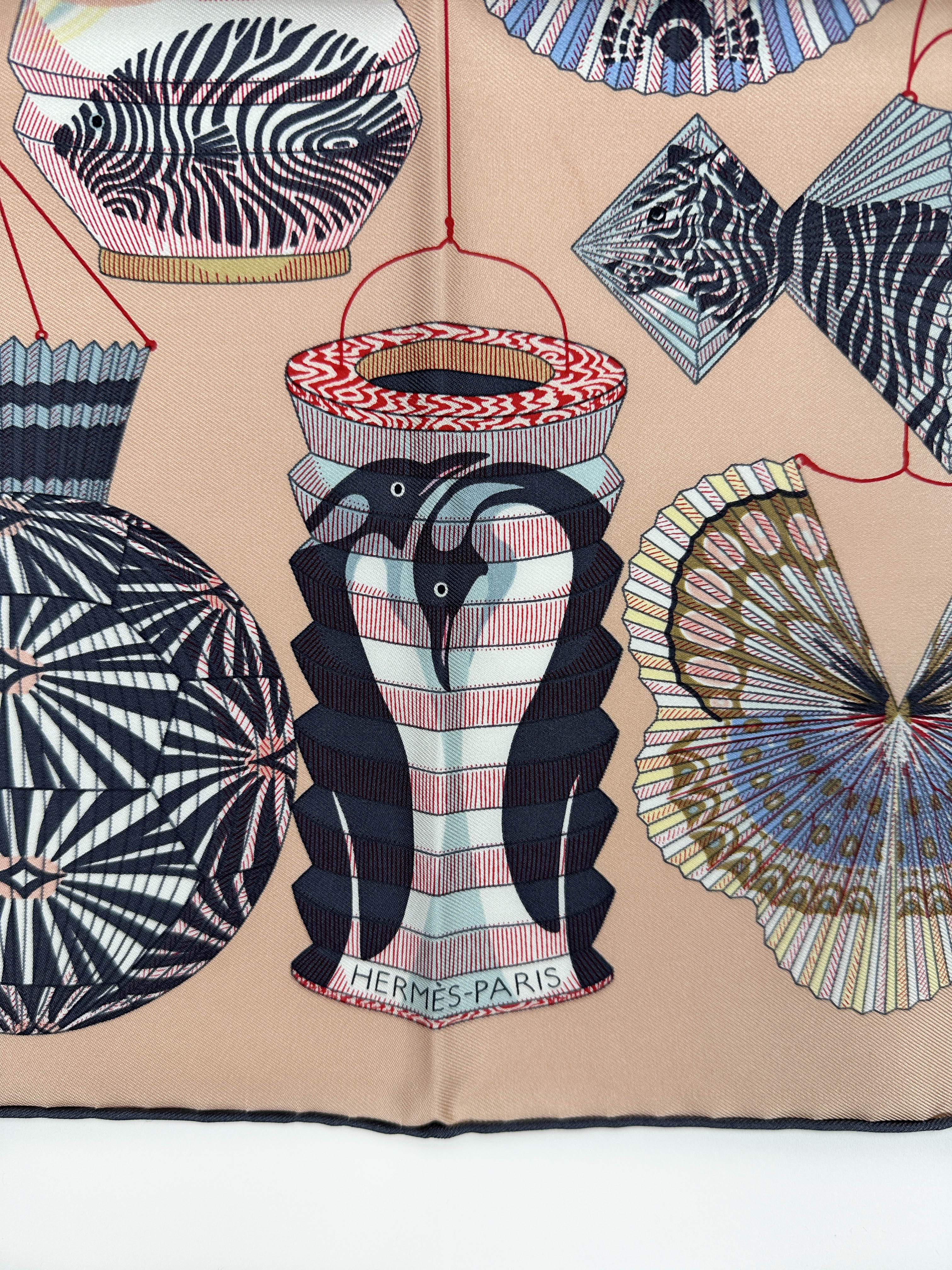 Hermès Lanternes, Ballons et Cocardes 45