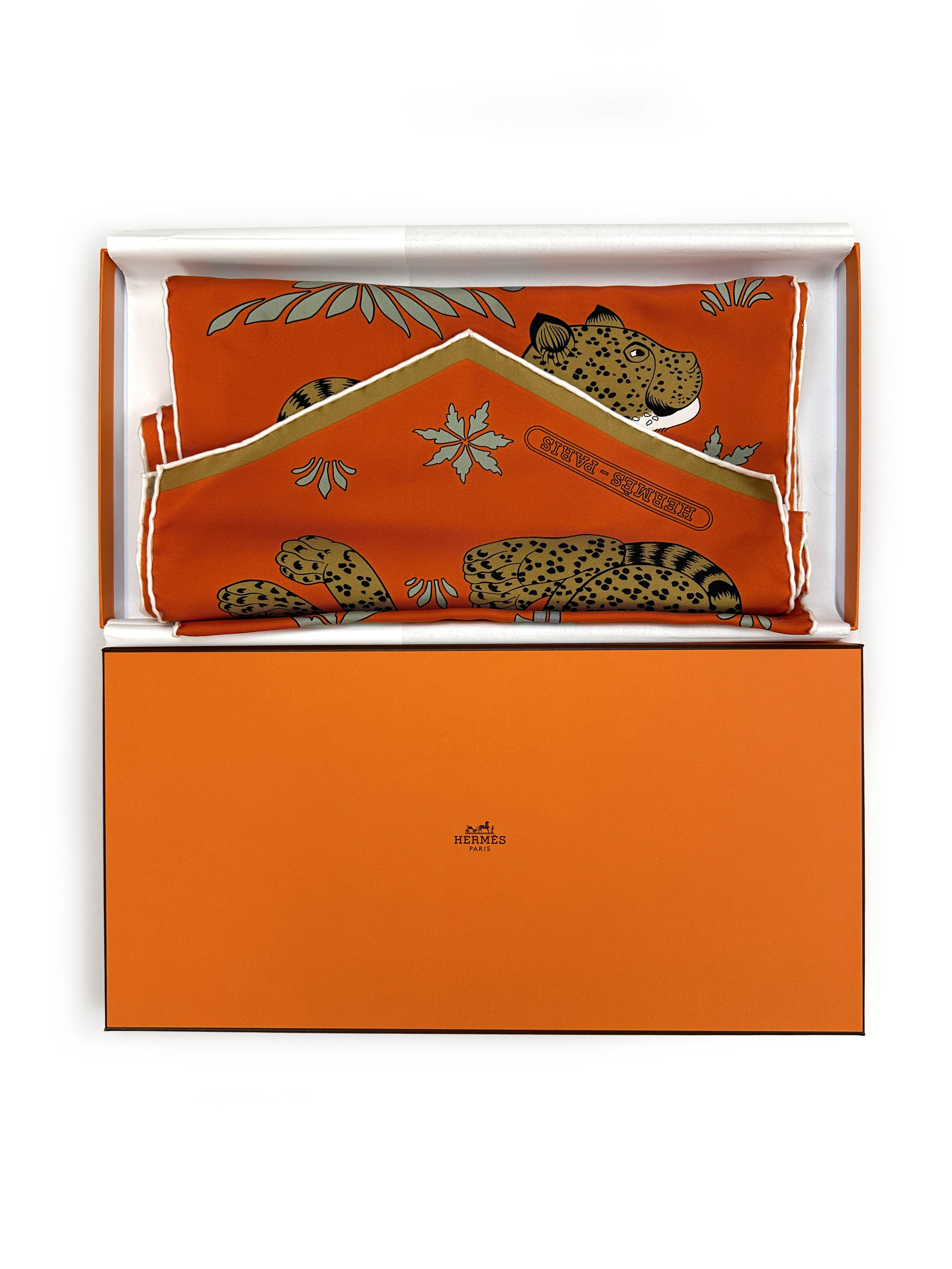 Hermès Les Leopards Shawl