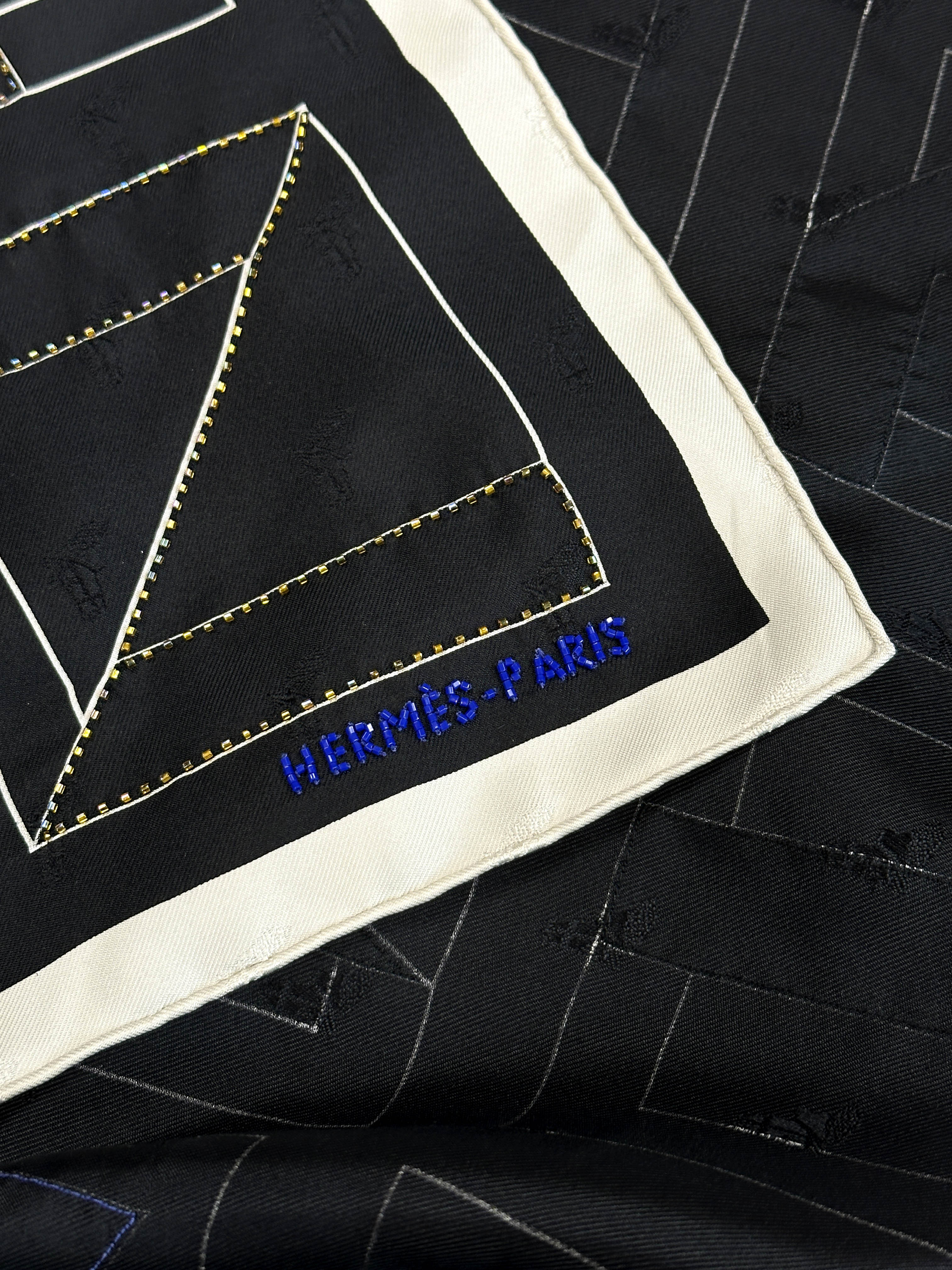 Hermès Lettres au Carré Exceptional Beaded Jacquard 70