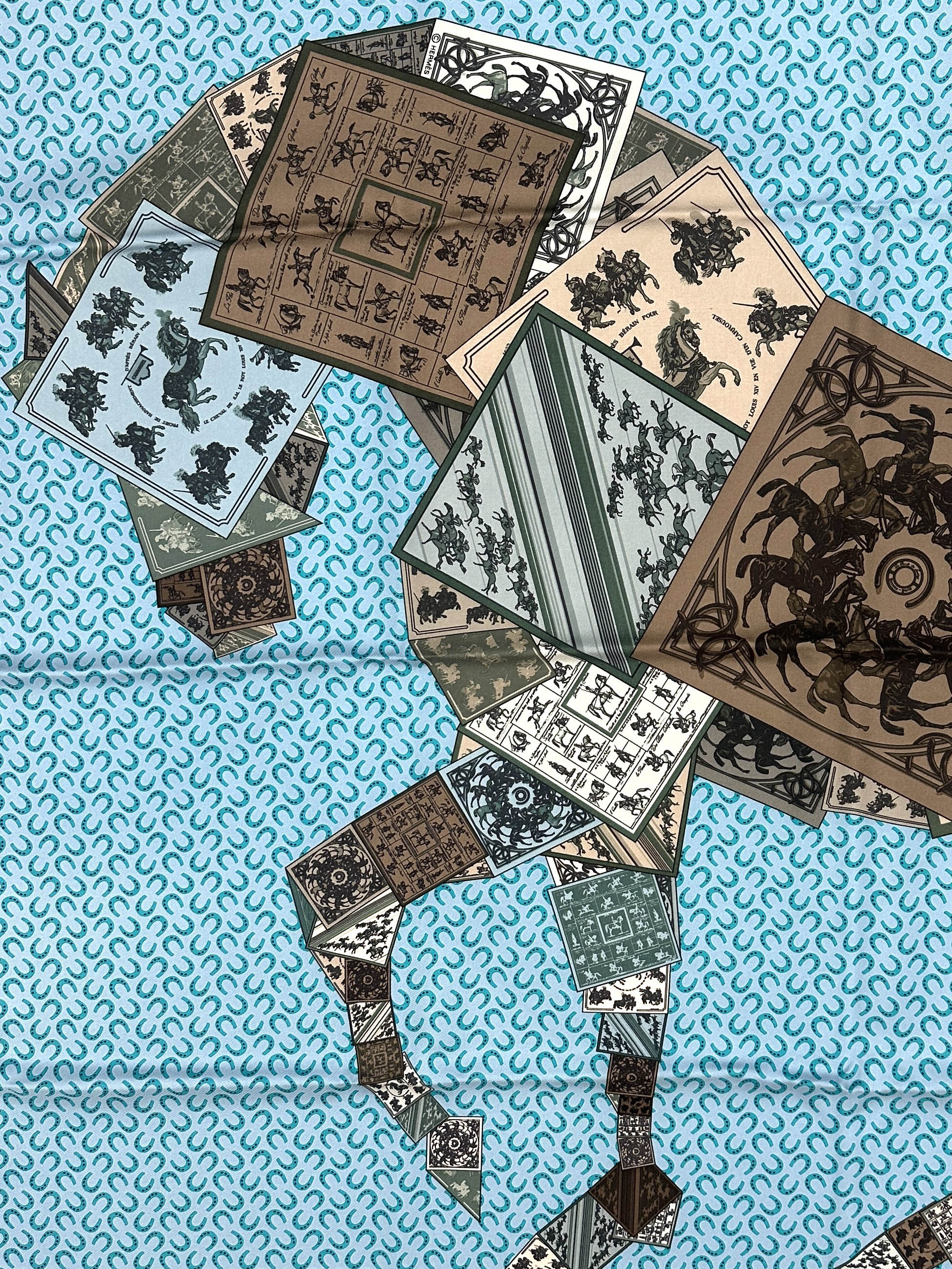 Hermès À Cheval Sur Mon Carré 90