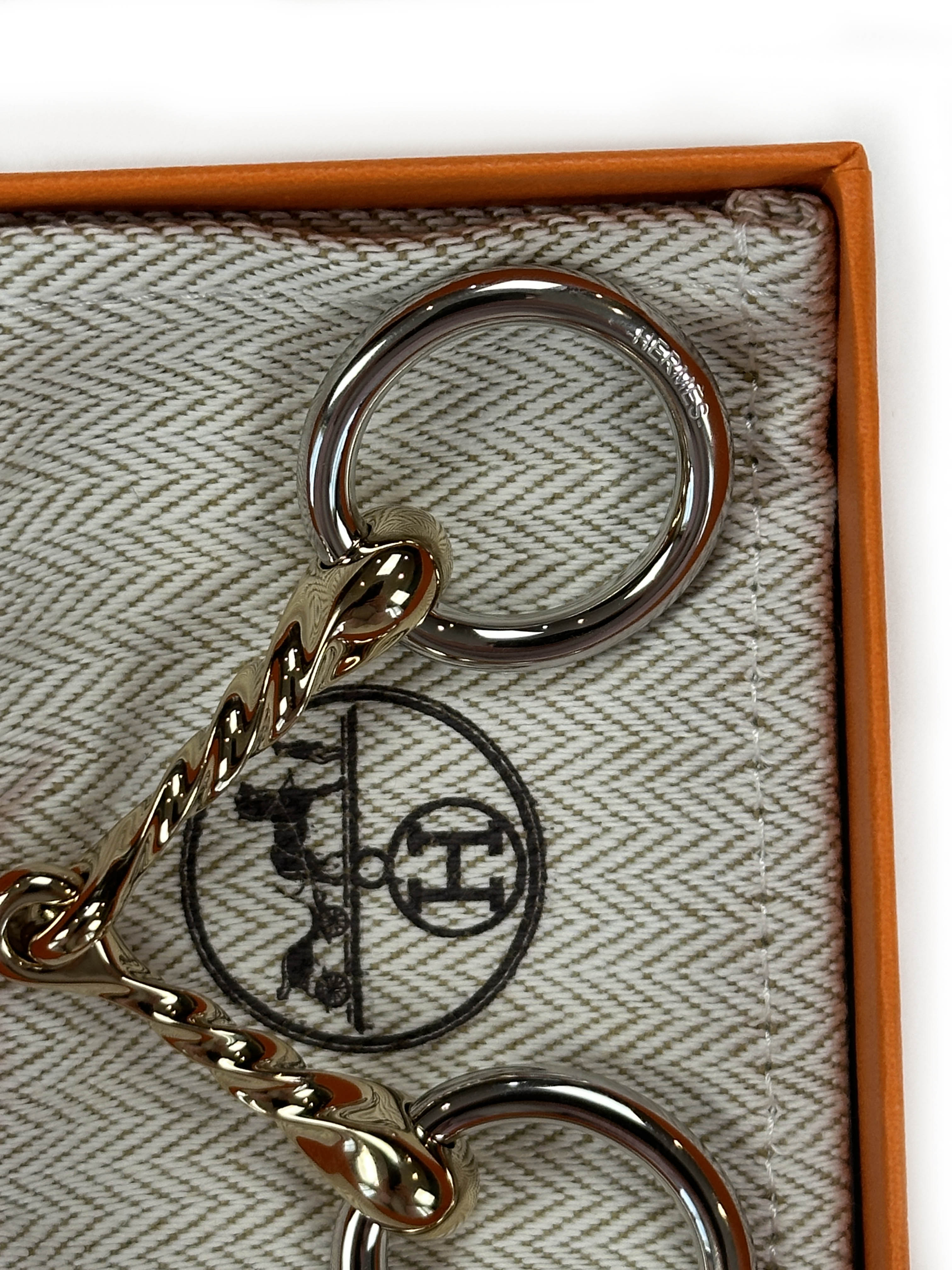 Hermès Mors Torsade Scarf Ring
