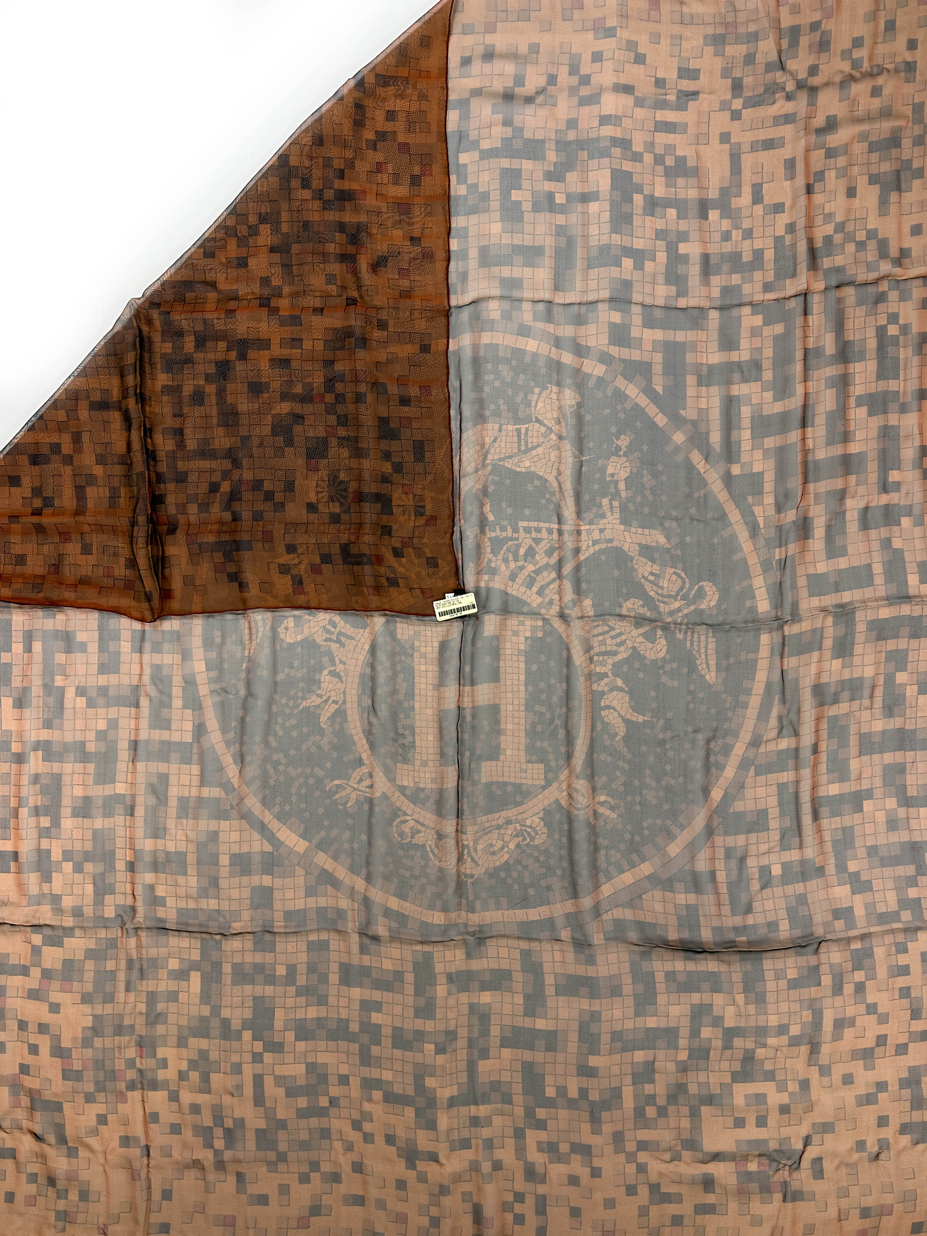 Hermès Mosaïque au 24 Changeante Mousseline 140