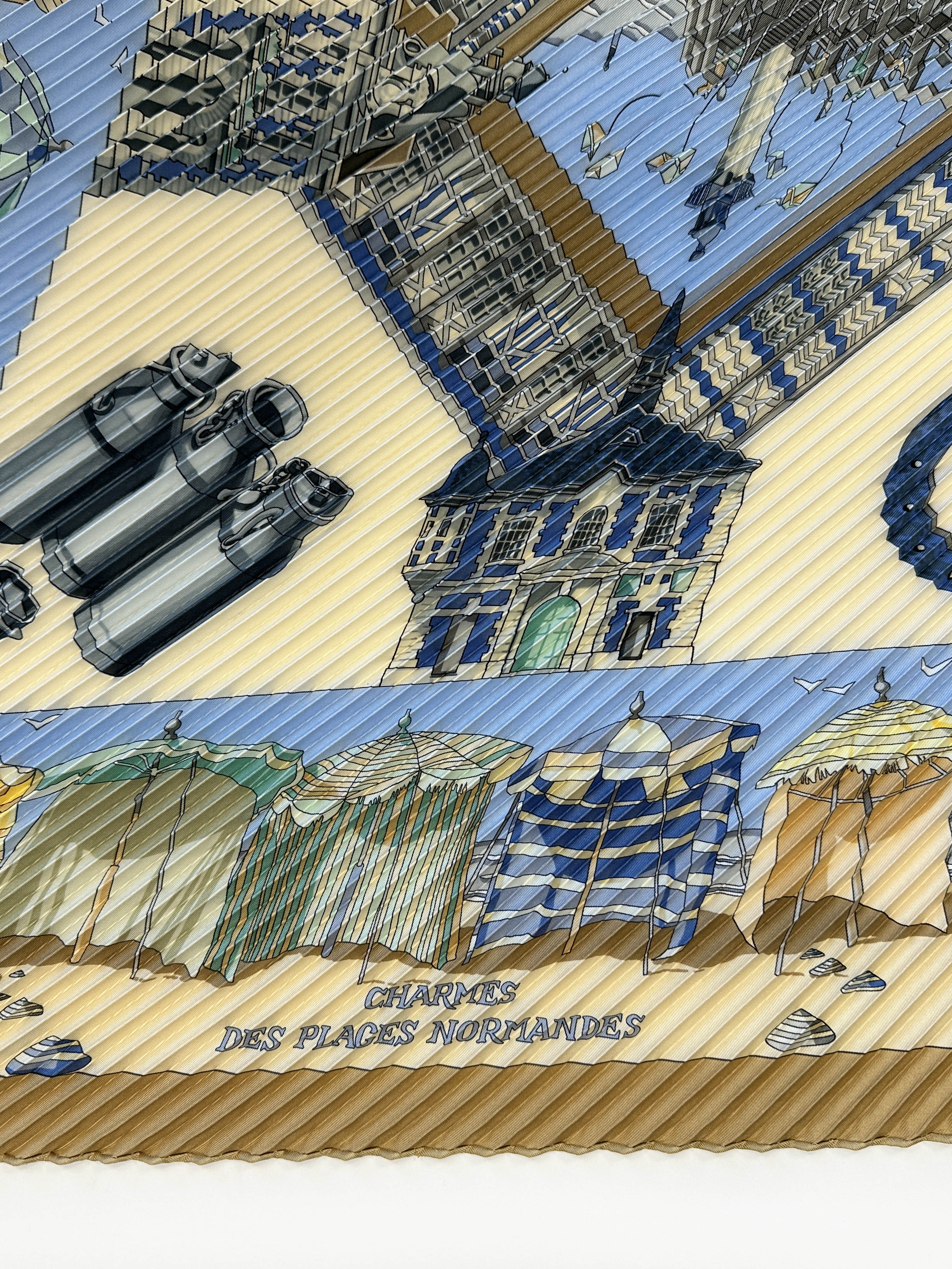 Hermès Charmes des Plages Normandes Plissé 90