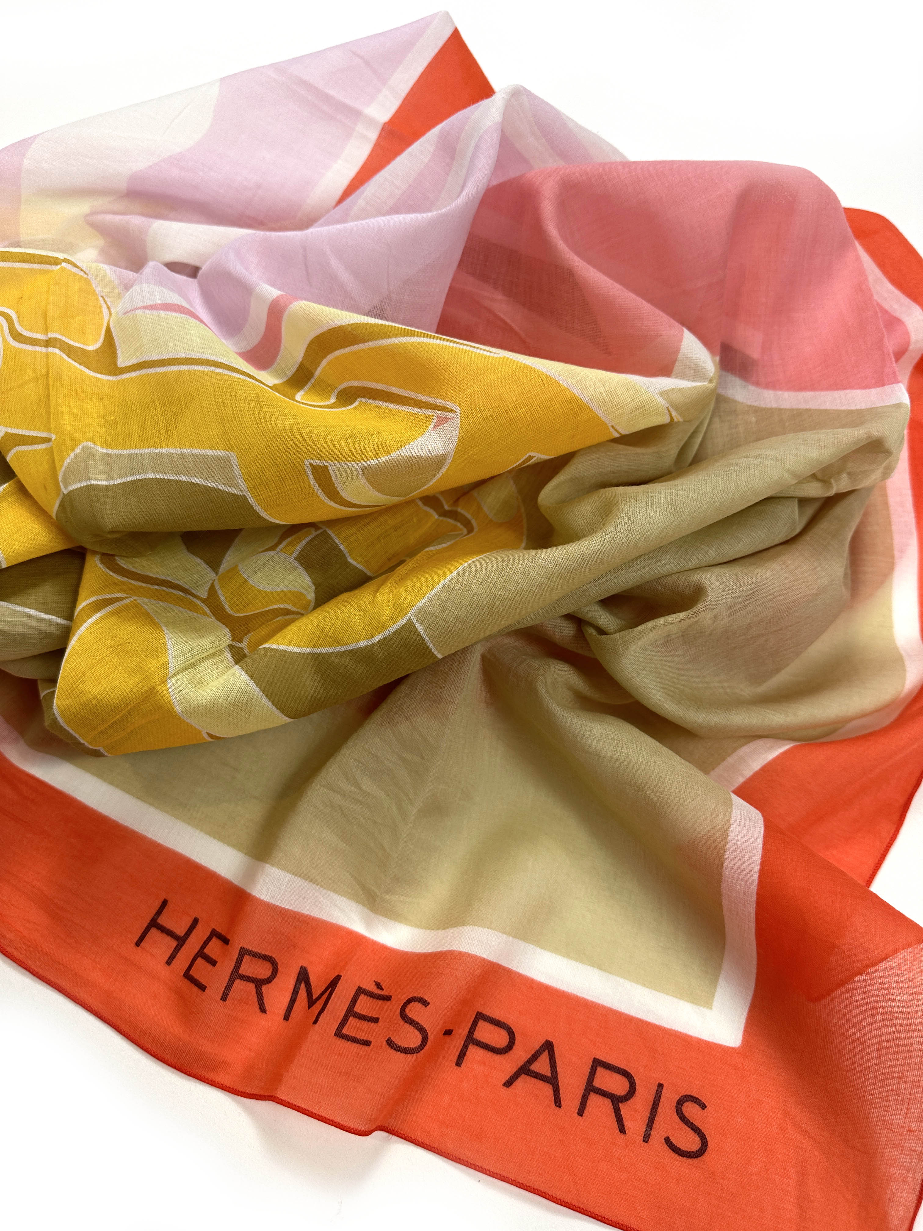 Hermès Escale a la Plage Pareo & Towel Set
