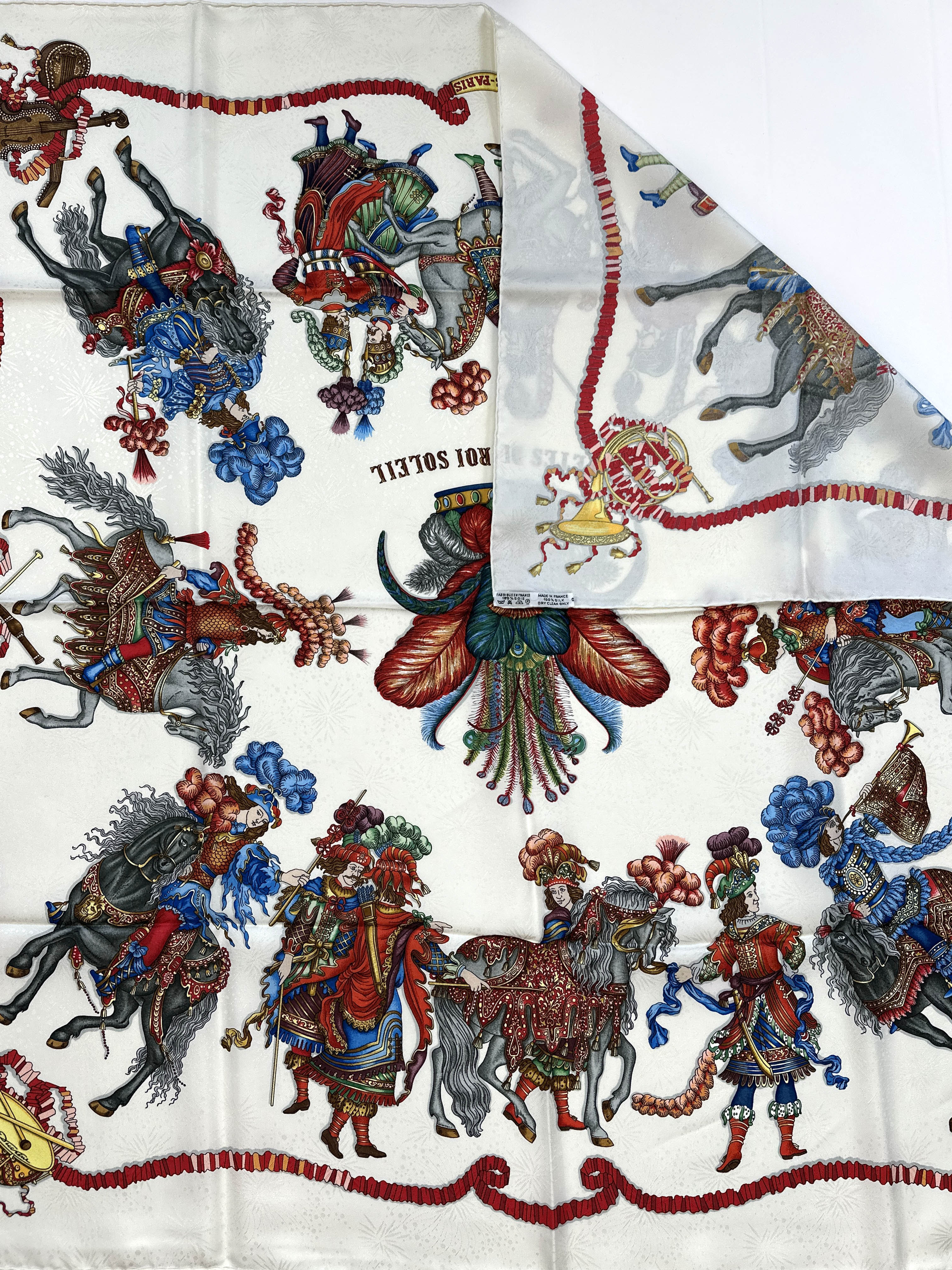 Hermès Les Fêtes du Roi Soleil Jacquard 90