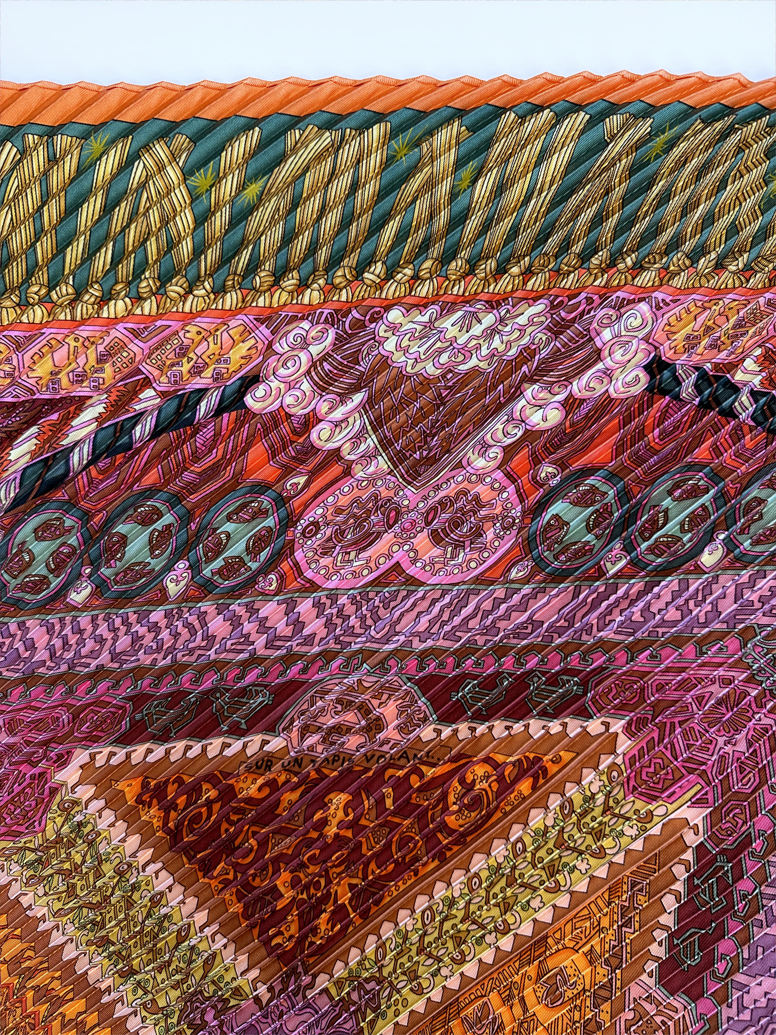 Hermès Sur un Tapis Volant Plissé 90