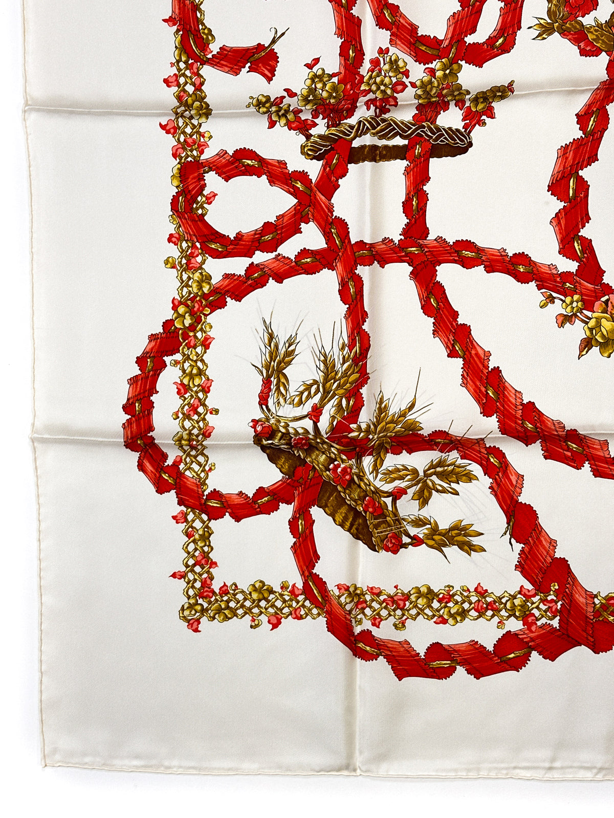 Hermès Special Edition 150th Celebration of Mumm Cordon Rouge Champagne 90