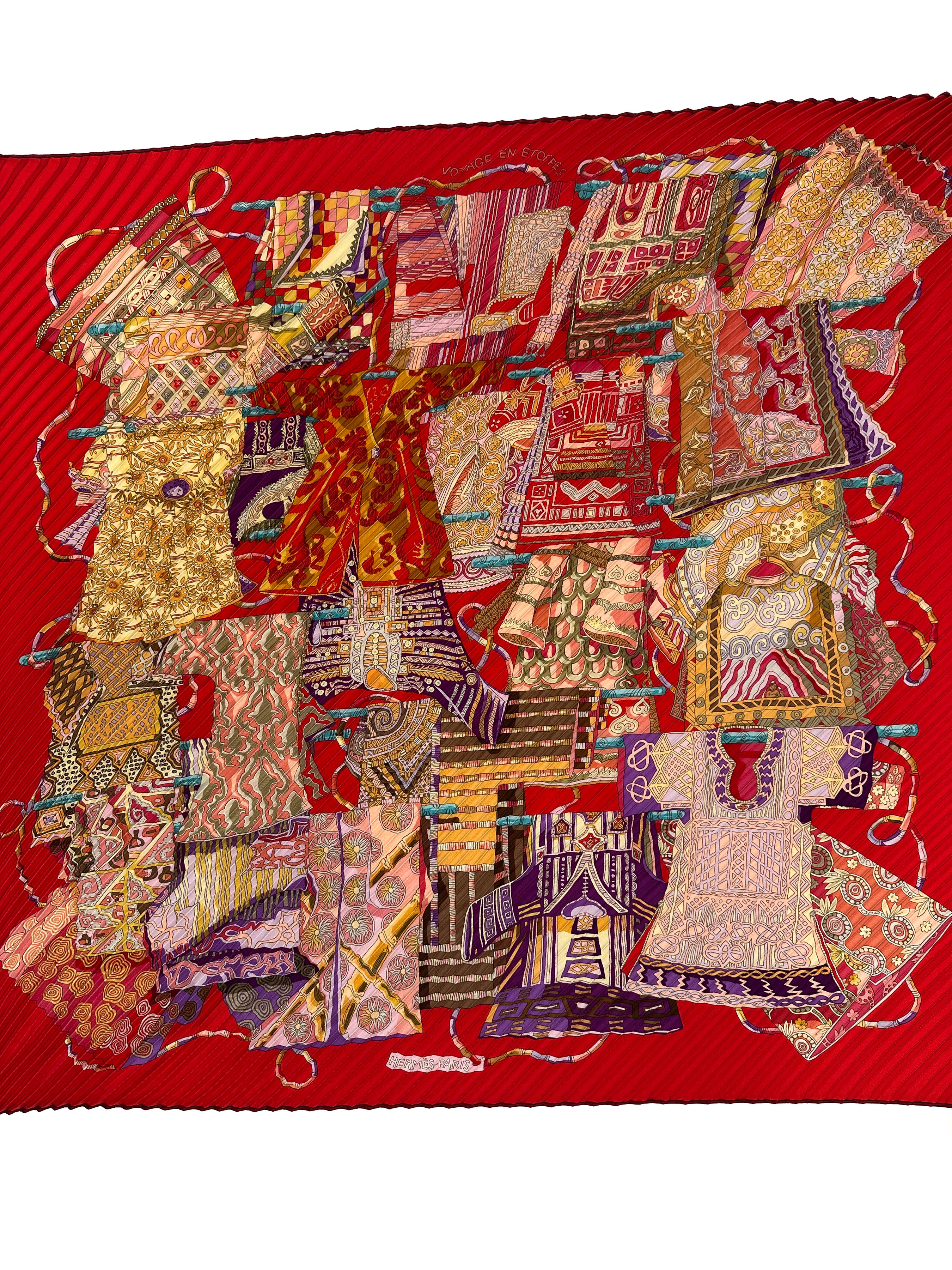 HERMES エルメス　大判ストールカシシル　VOYAGE EN ETOFFES Hermès Voyage en Étoffes Plissé 90