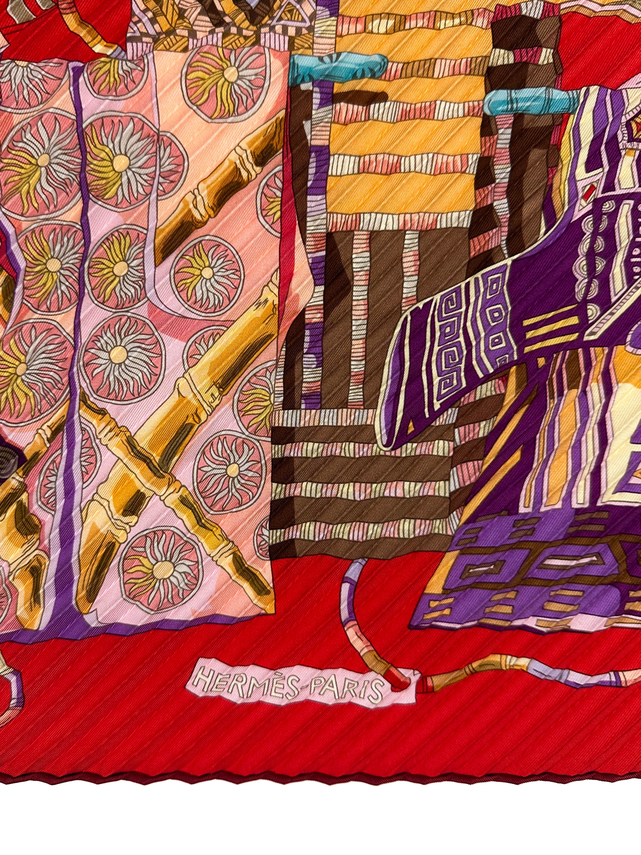 Hermès Voyage en Étoffes Plissé 90