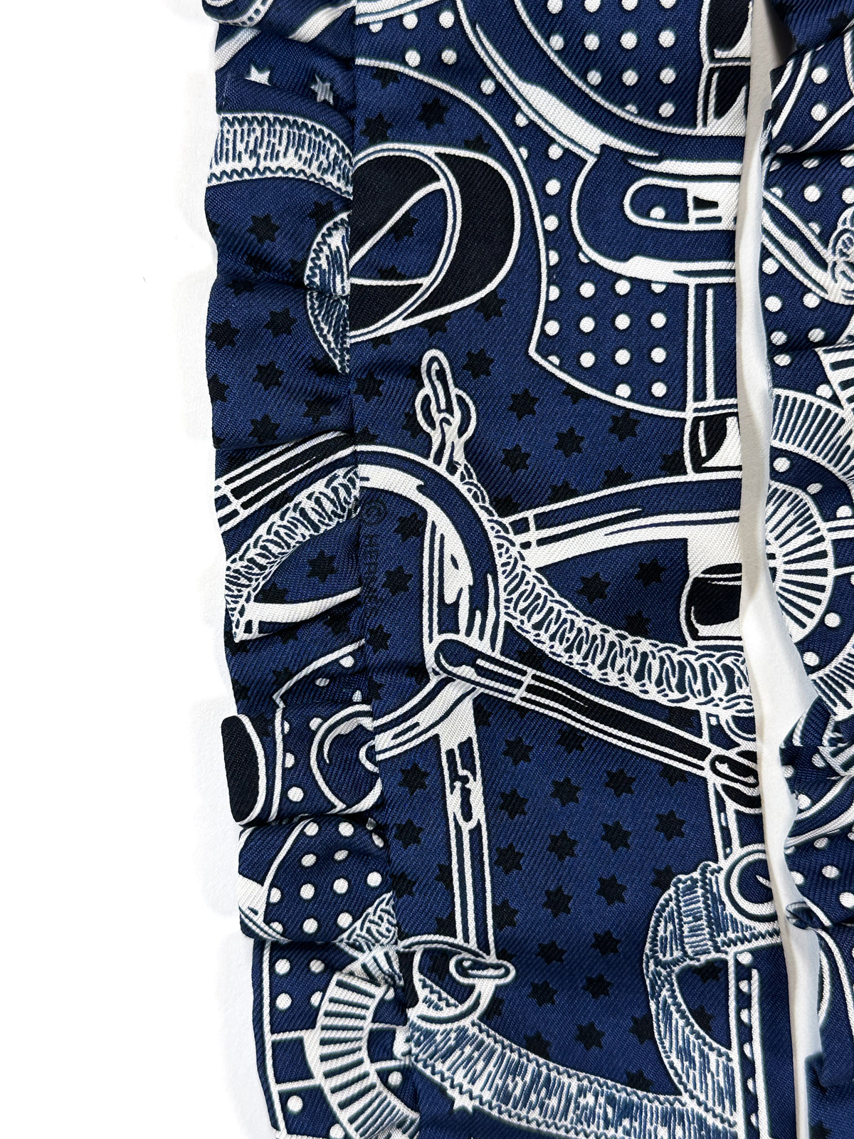 Hermès Eperon D'Or Bandana Twilly Volant