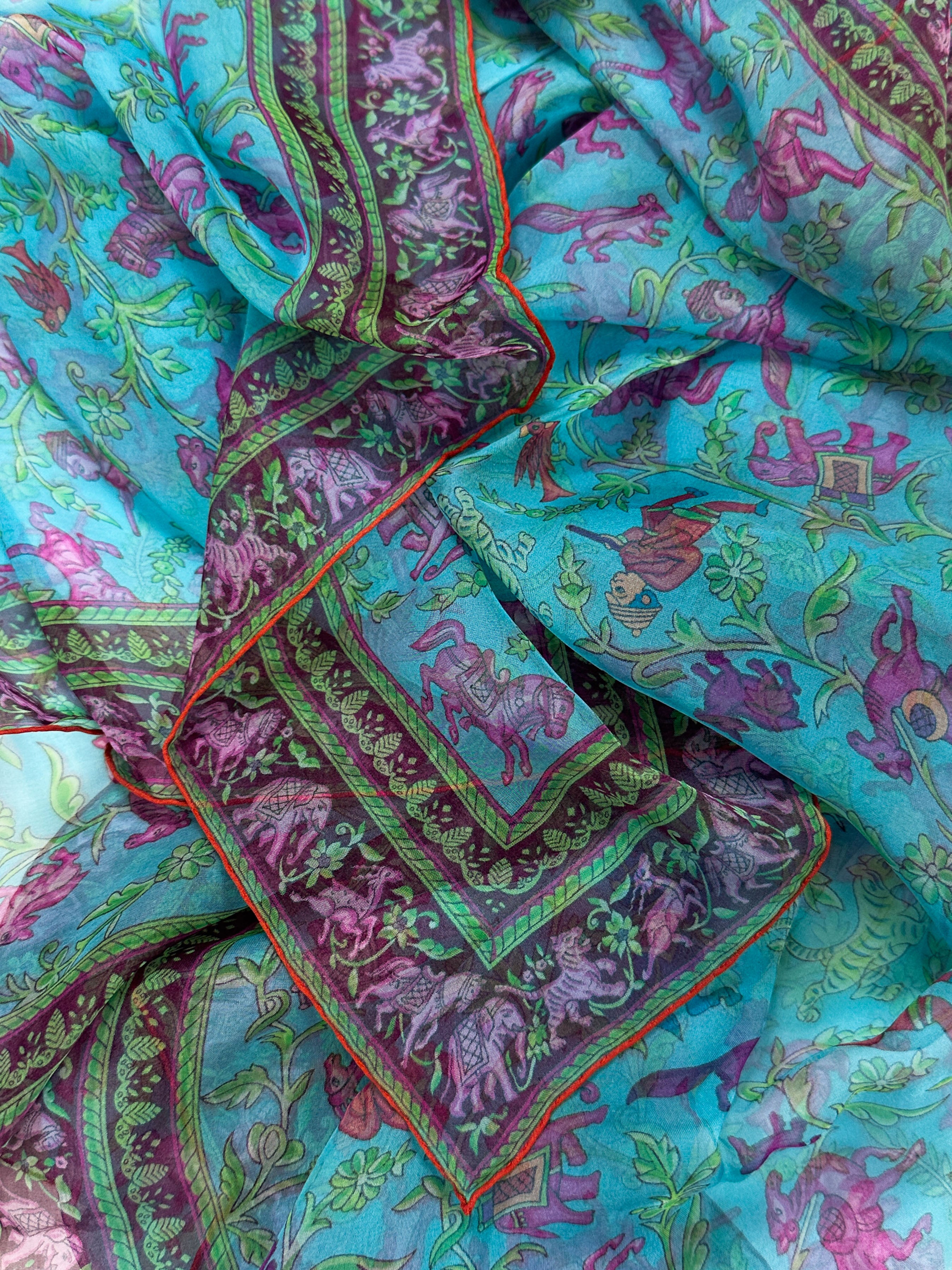 Hermès Chasse en Inde Mousseline Shawl