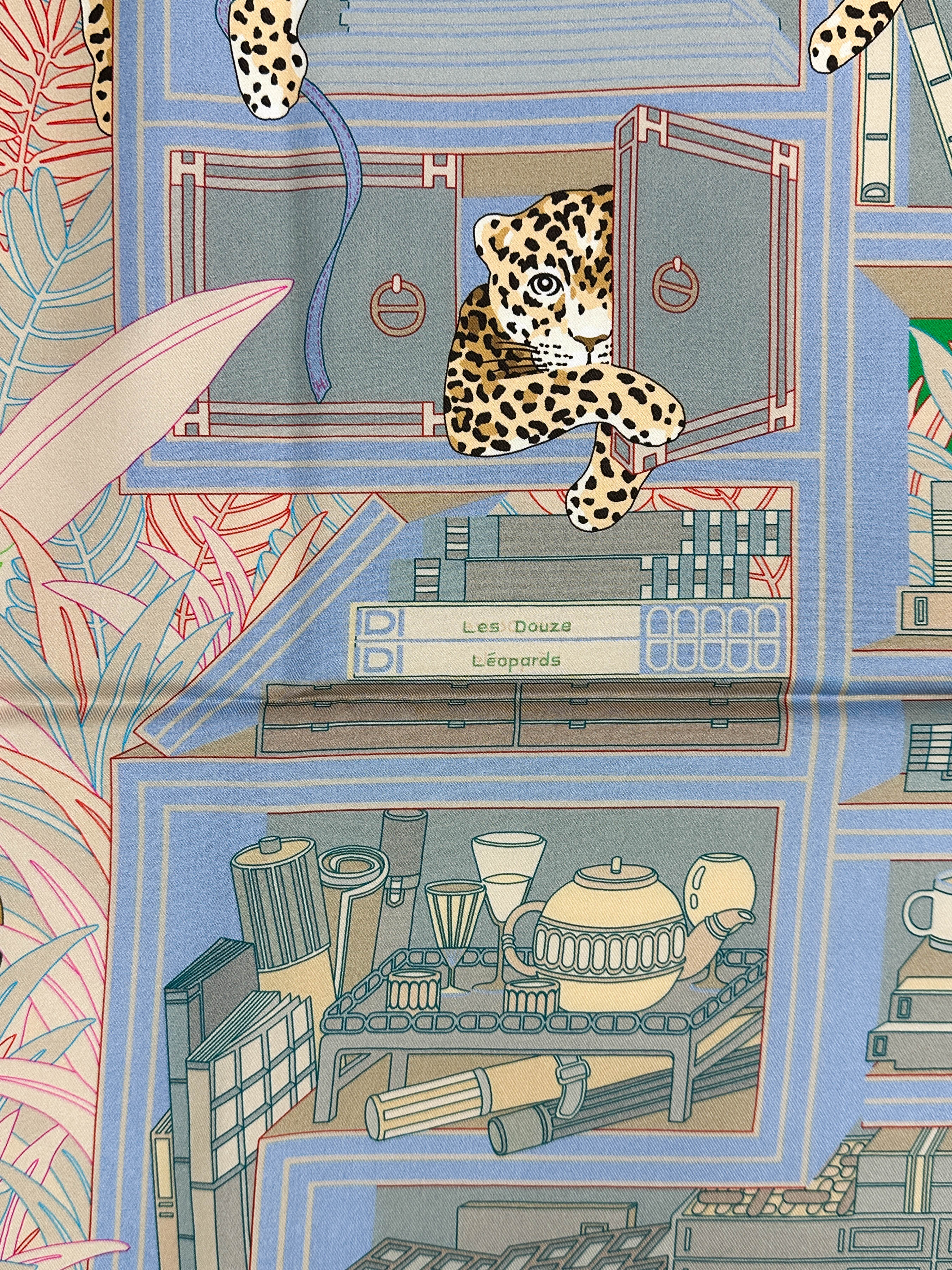 Hermès Douze Leopards Double Face 90