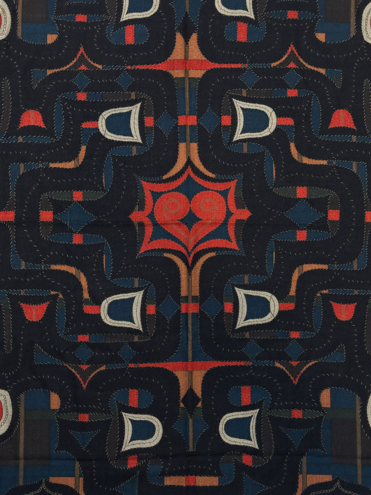 Hermès Esprit Aïnou Cashmere Silk 140