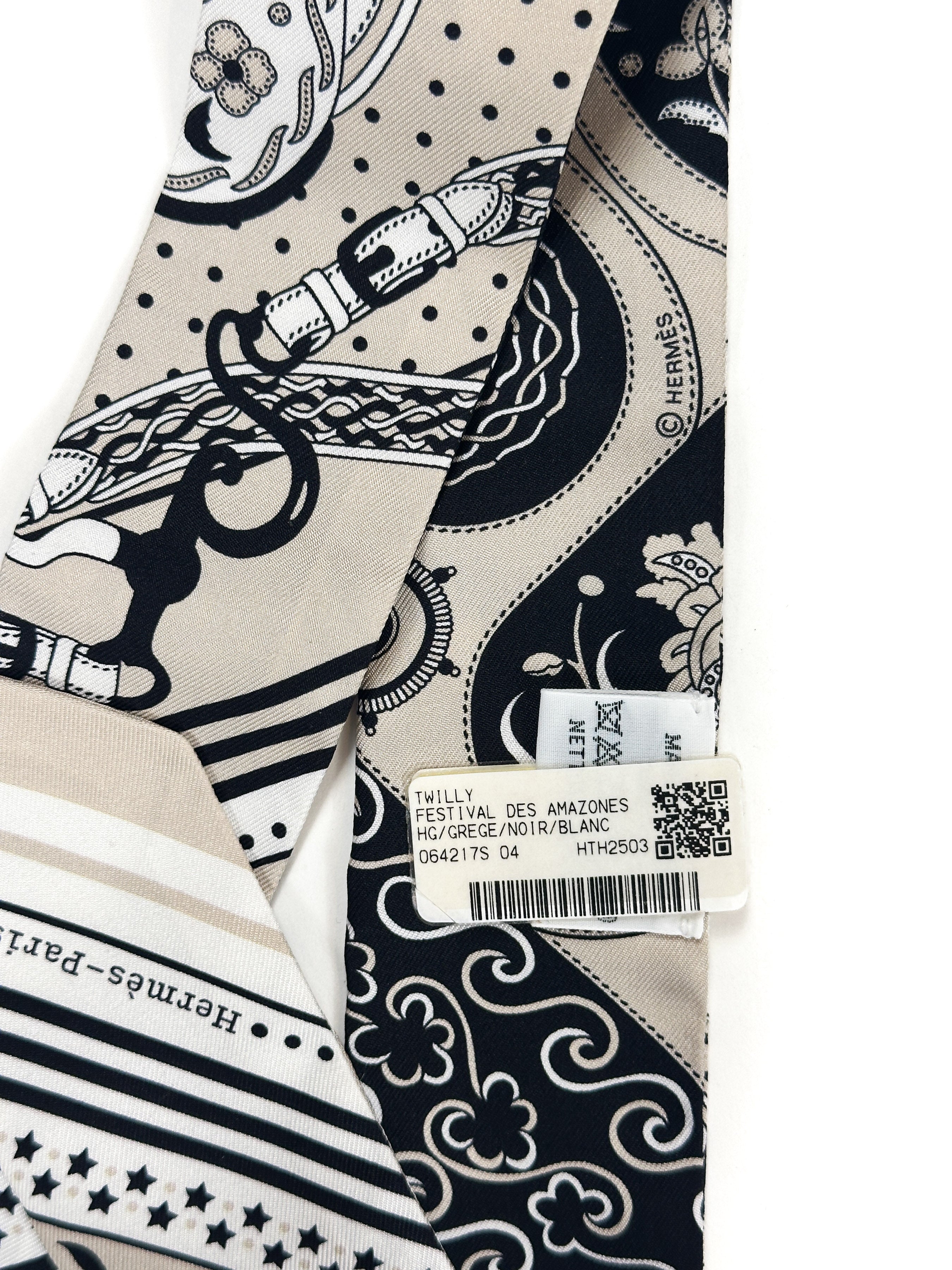 Hermès Festival des Amazones Bandana Twilly