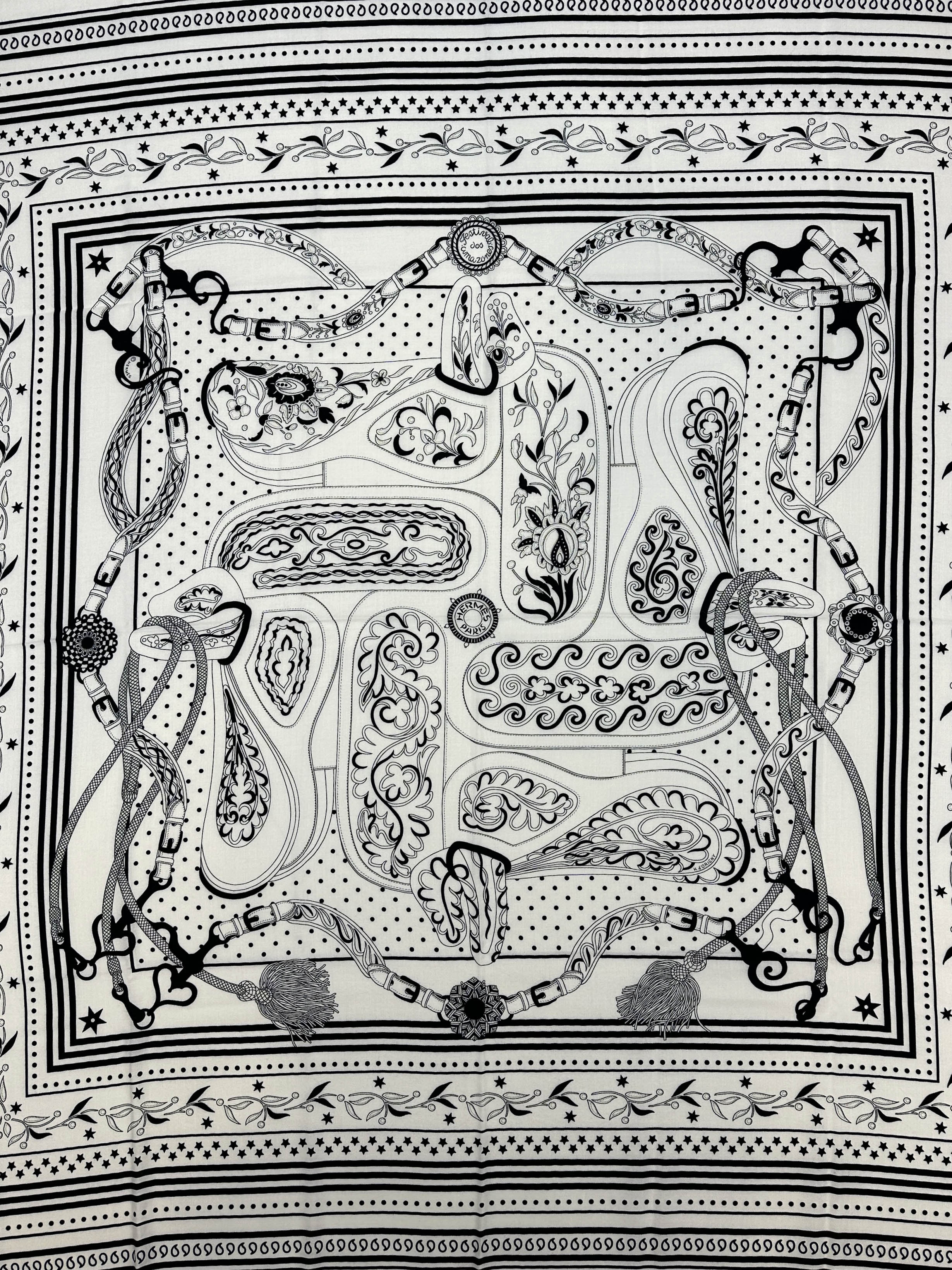 Hermès Festival des Amazones Bandana Cashmere Silk 140