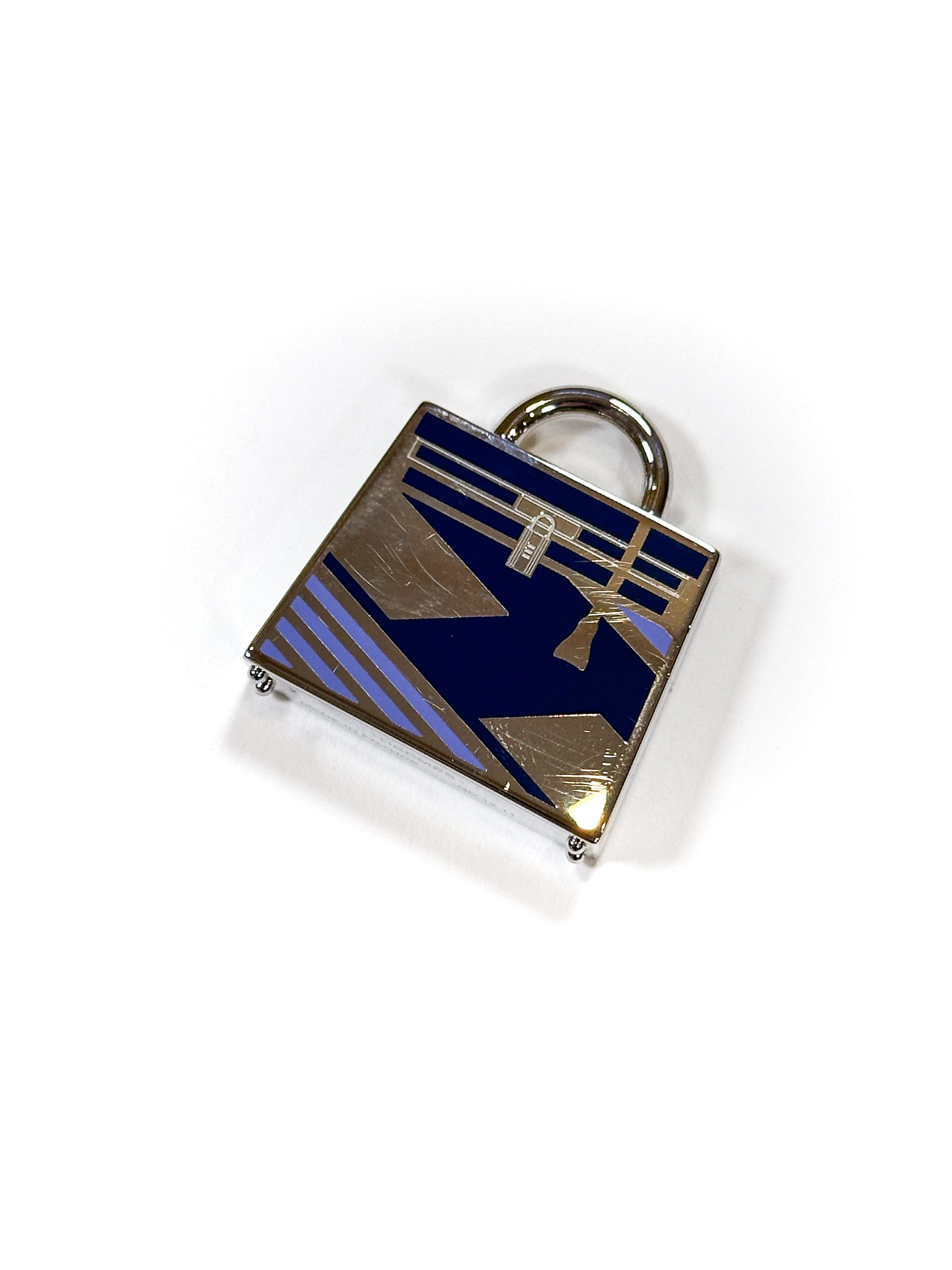 Hermès Curiosité Kelly Laque Charm