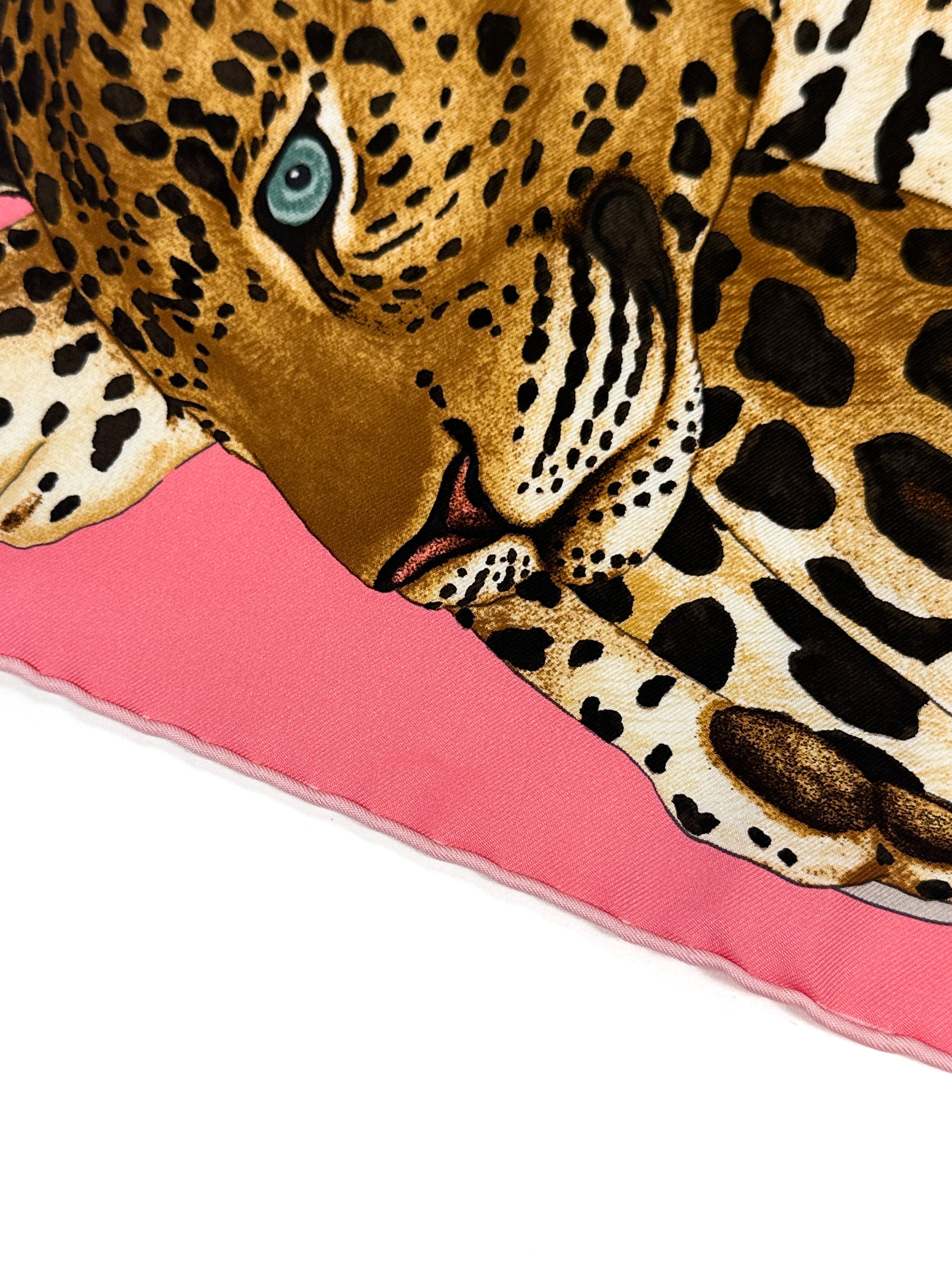 Hermès Lazy Leopardesses 90