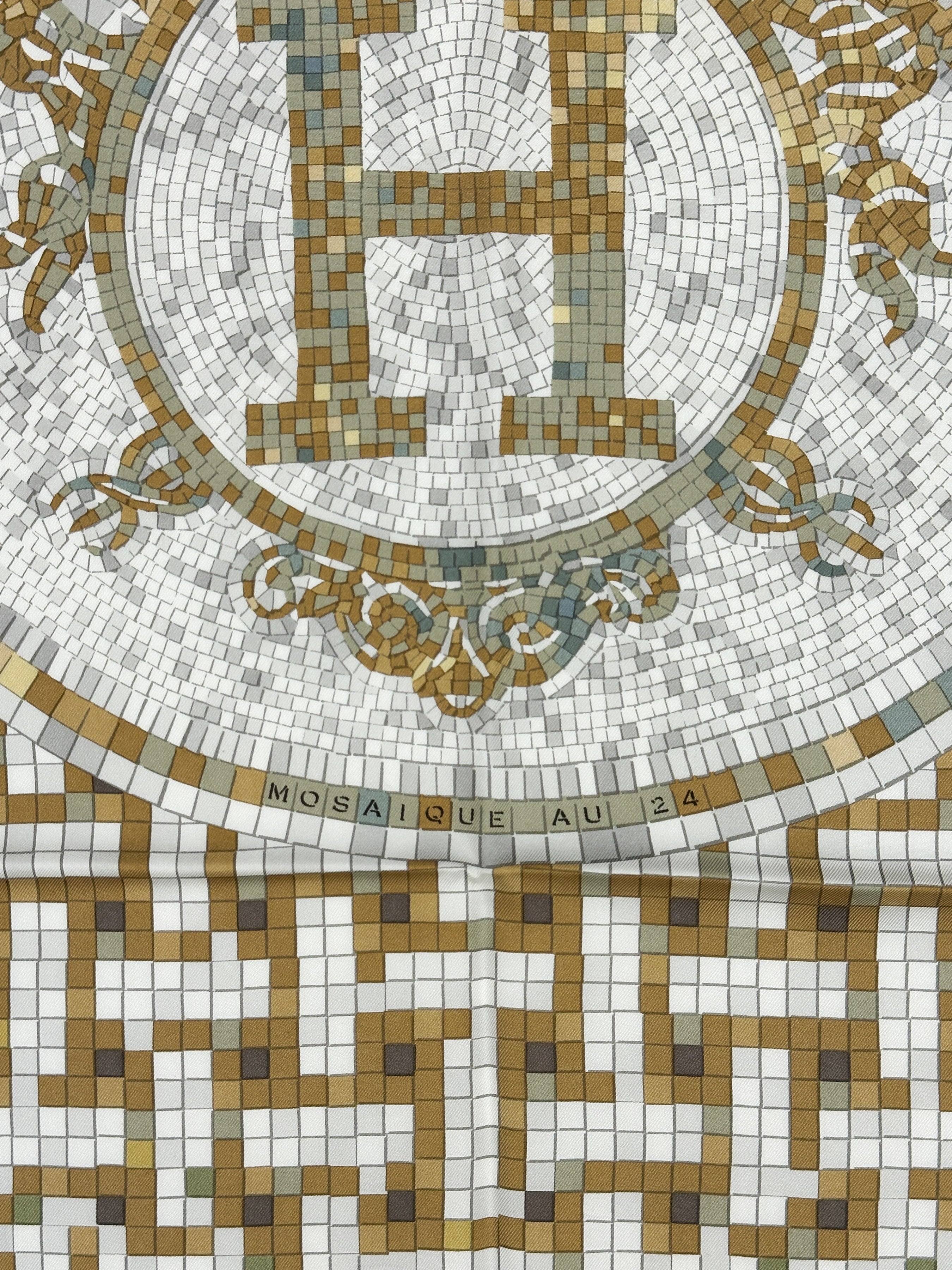 Hermès Mosaïque au 24 90
