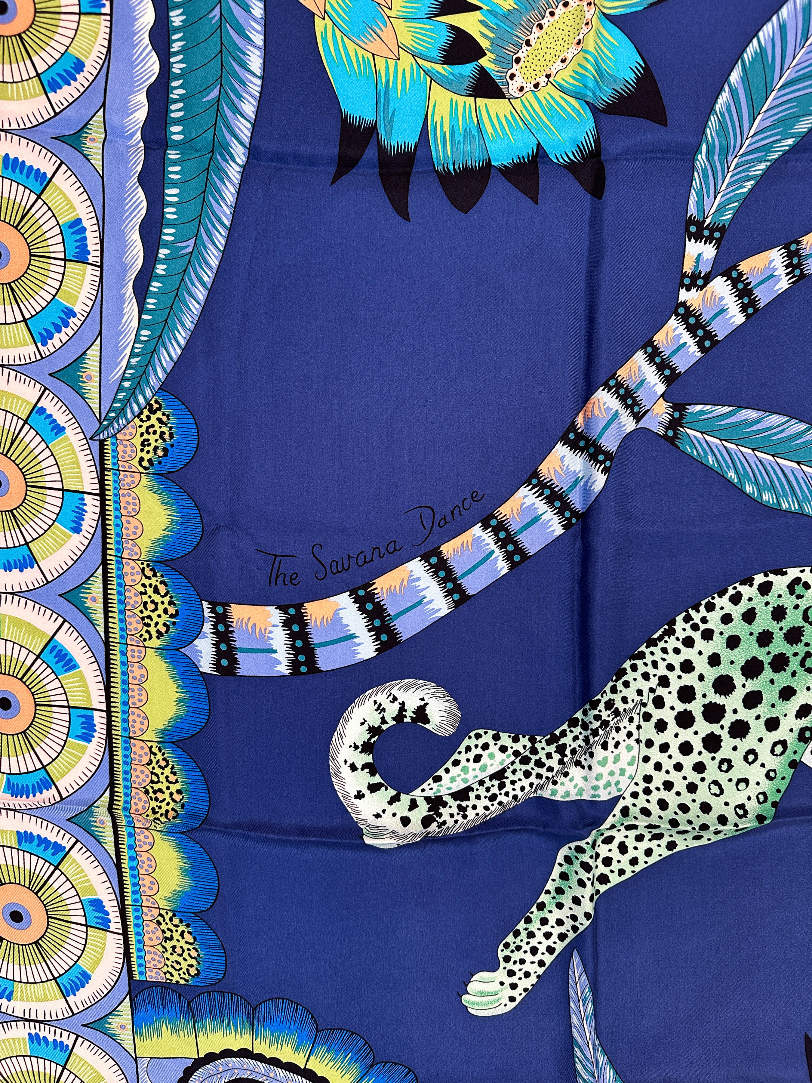 HERMESカレジェアン　THE SAVANA DANCE クリーニング済み HERMES（エルメス） レア新品同様 カレ ジェアン 140 The Savana Dance