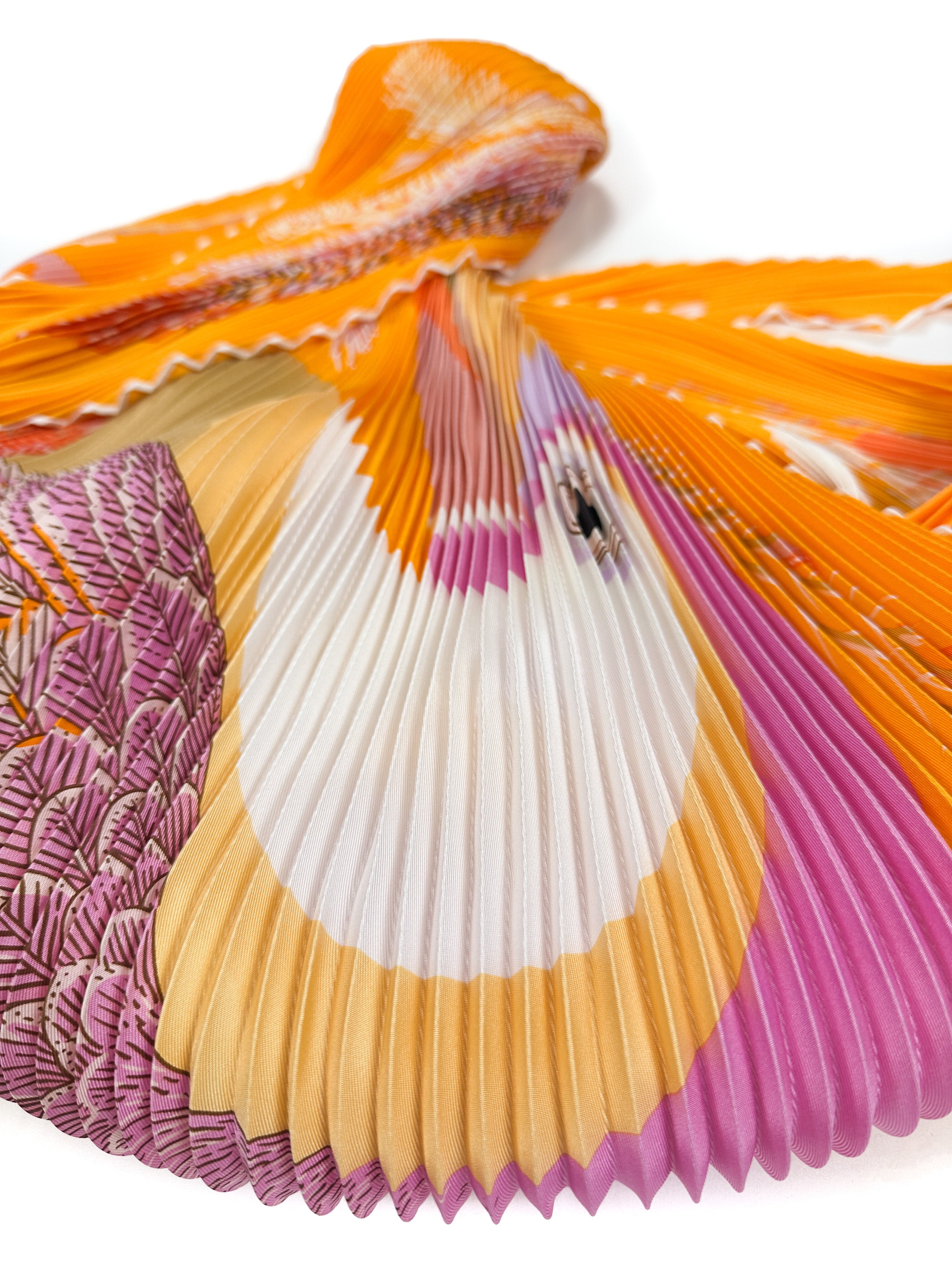Hermès Toucans de Paradis Plissé 140